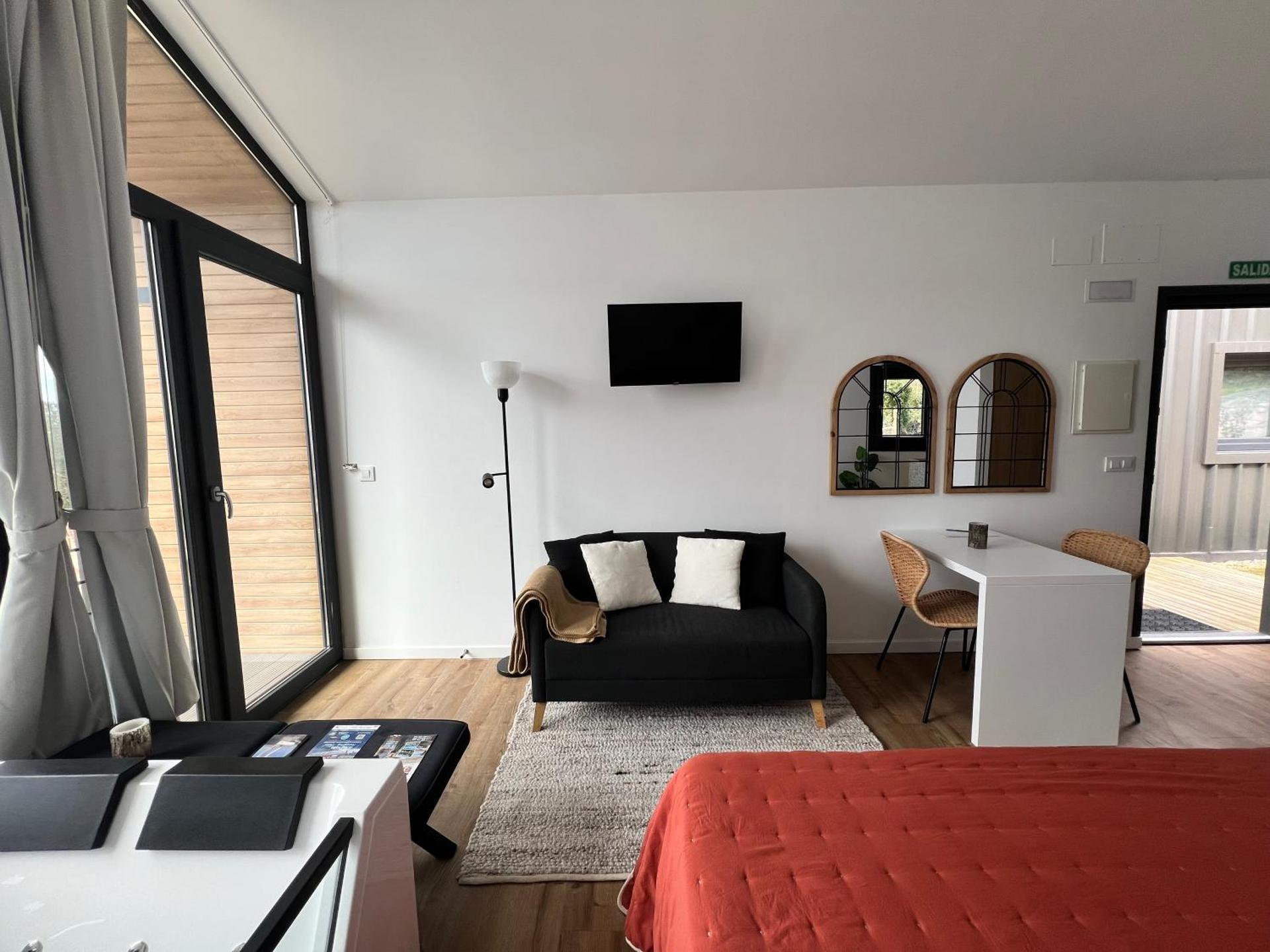 Photo of the whole room