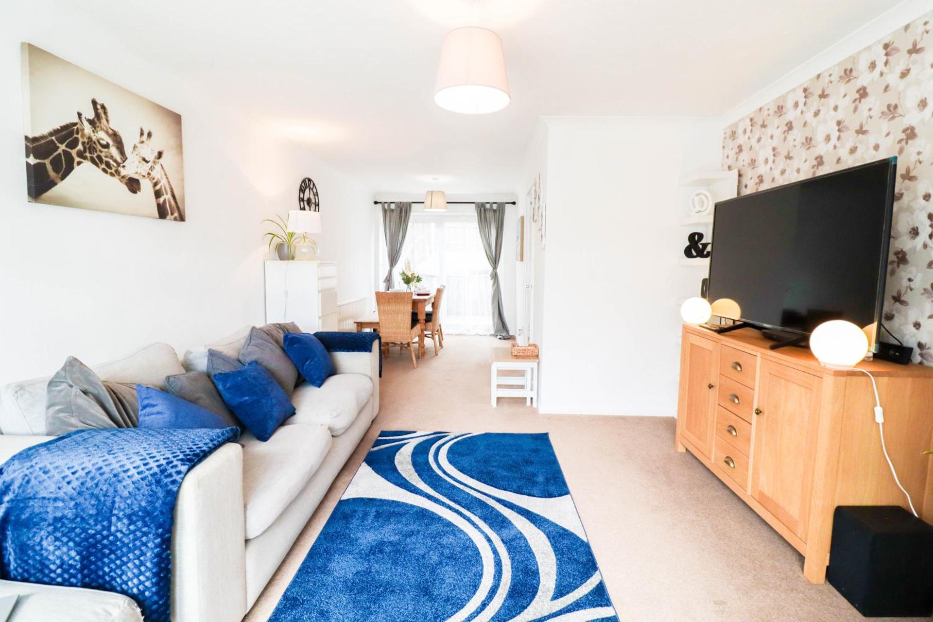 Communal lounge/ TV room