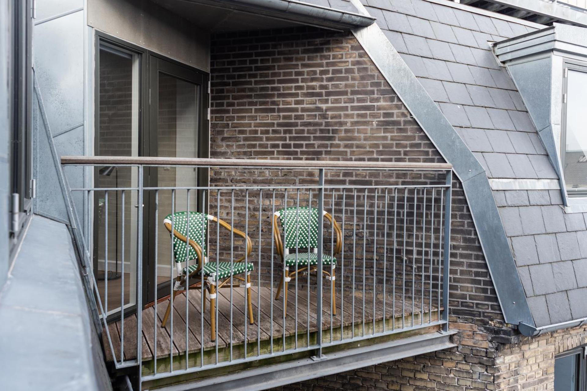 Deluxe Double or Twin Room with Balcony