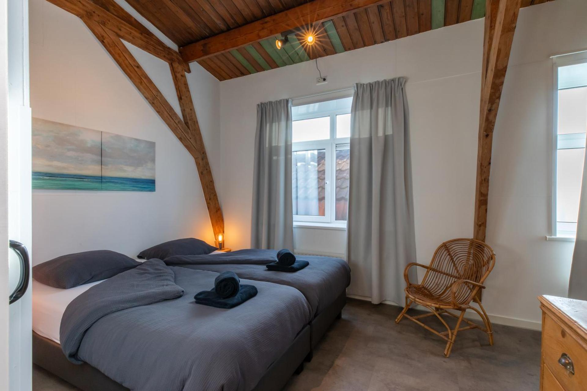 Welcome in - Appartementen Pleinzicht, met zonnige balkon I Dorpsplein 6 Koudekerke
