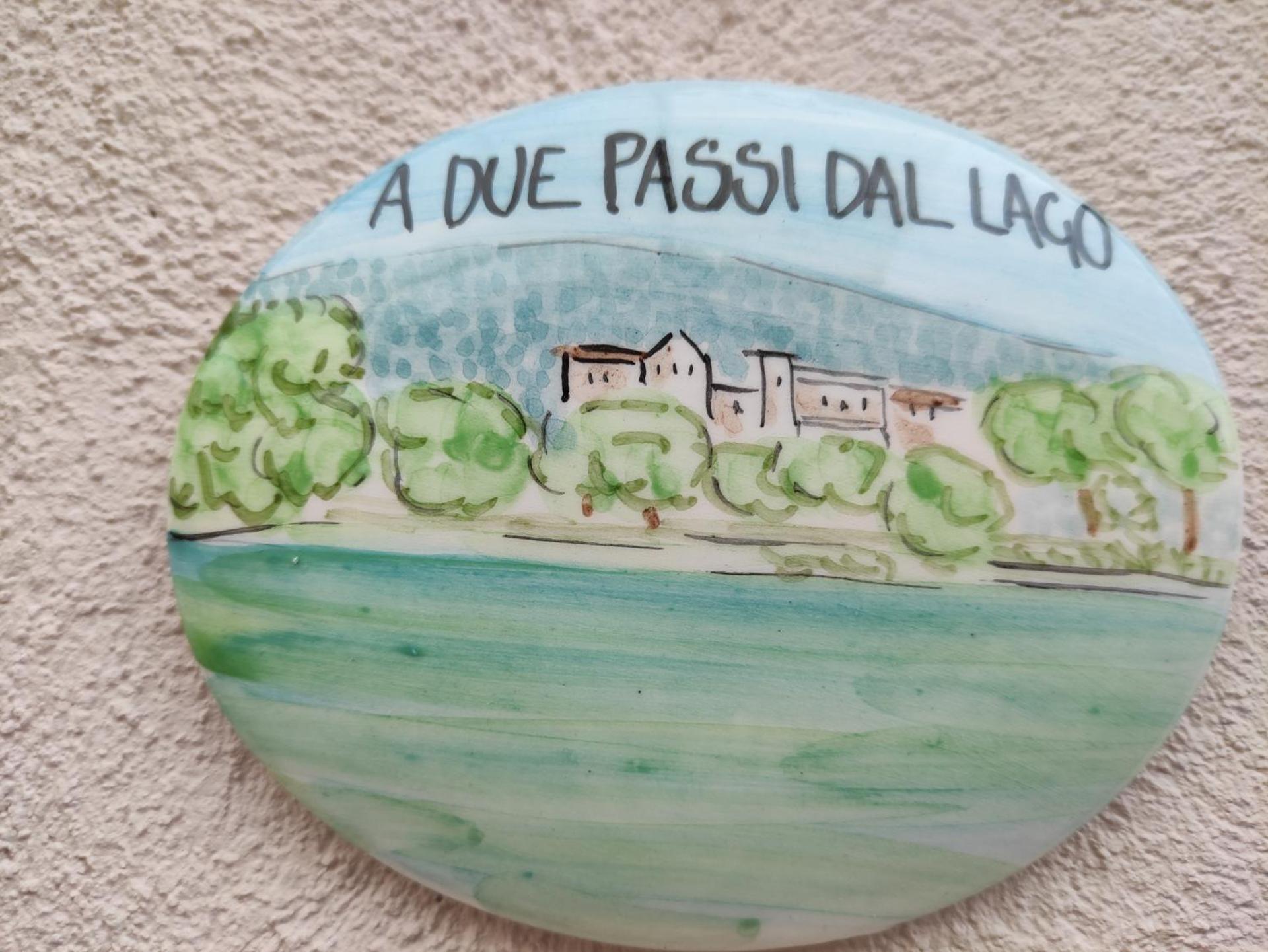 A DUE PASSI dal LAGO