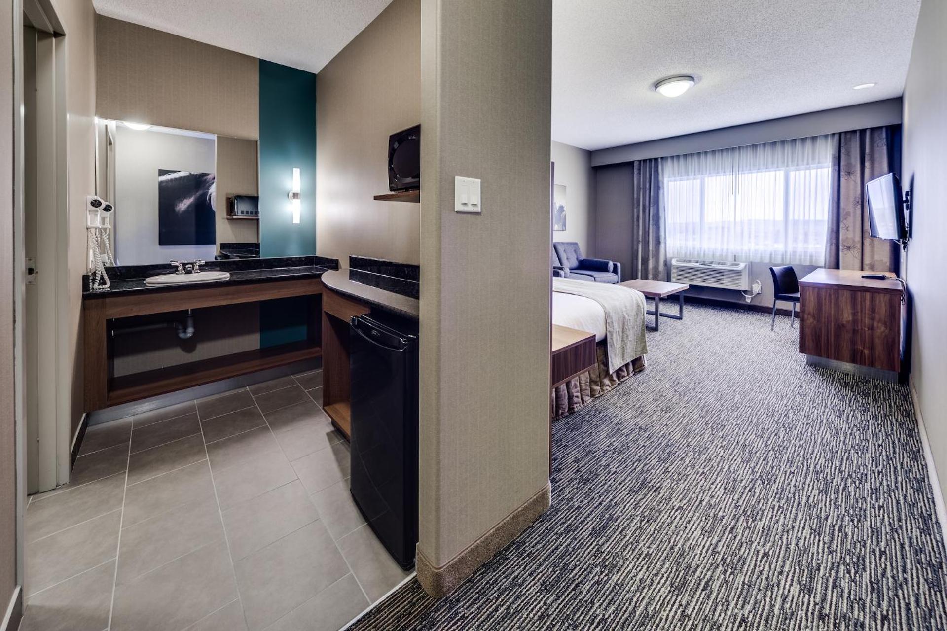 Heritage Inn Hotel & Convention Centre - Pincher Creek