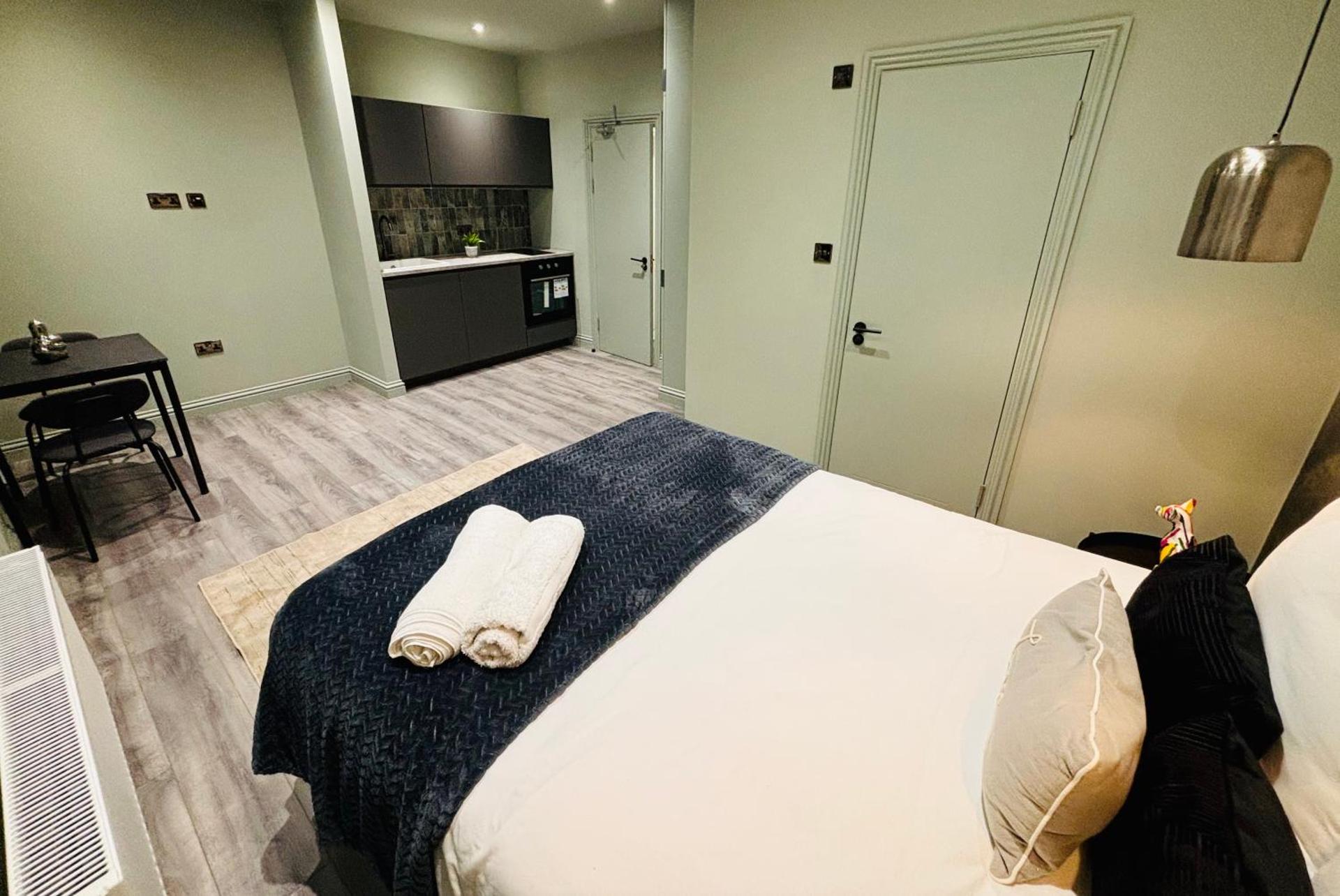 One-Bedroom Apartment