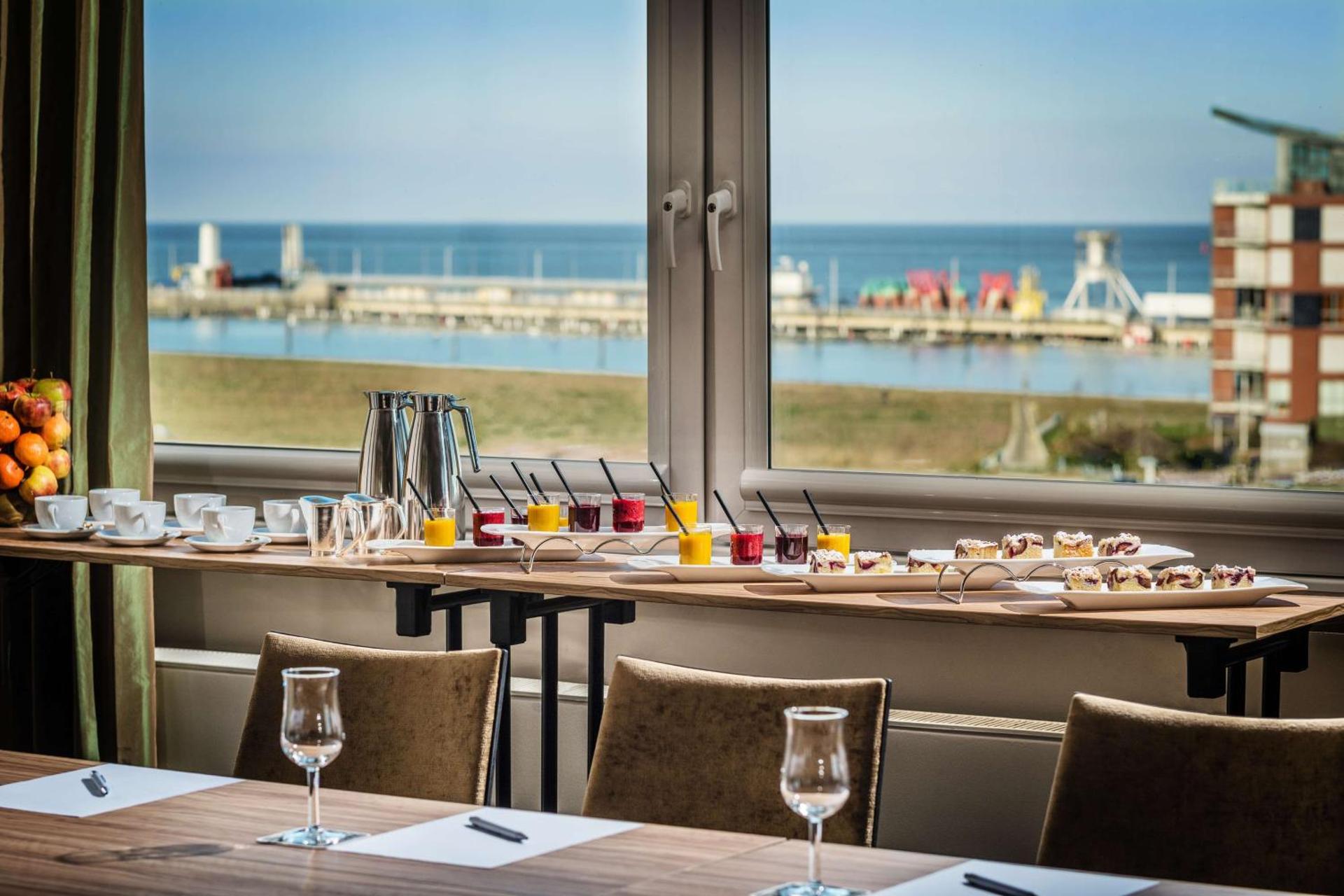 Meeting/conference room