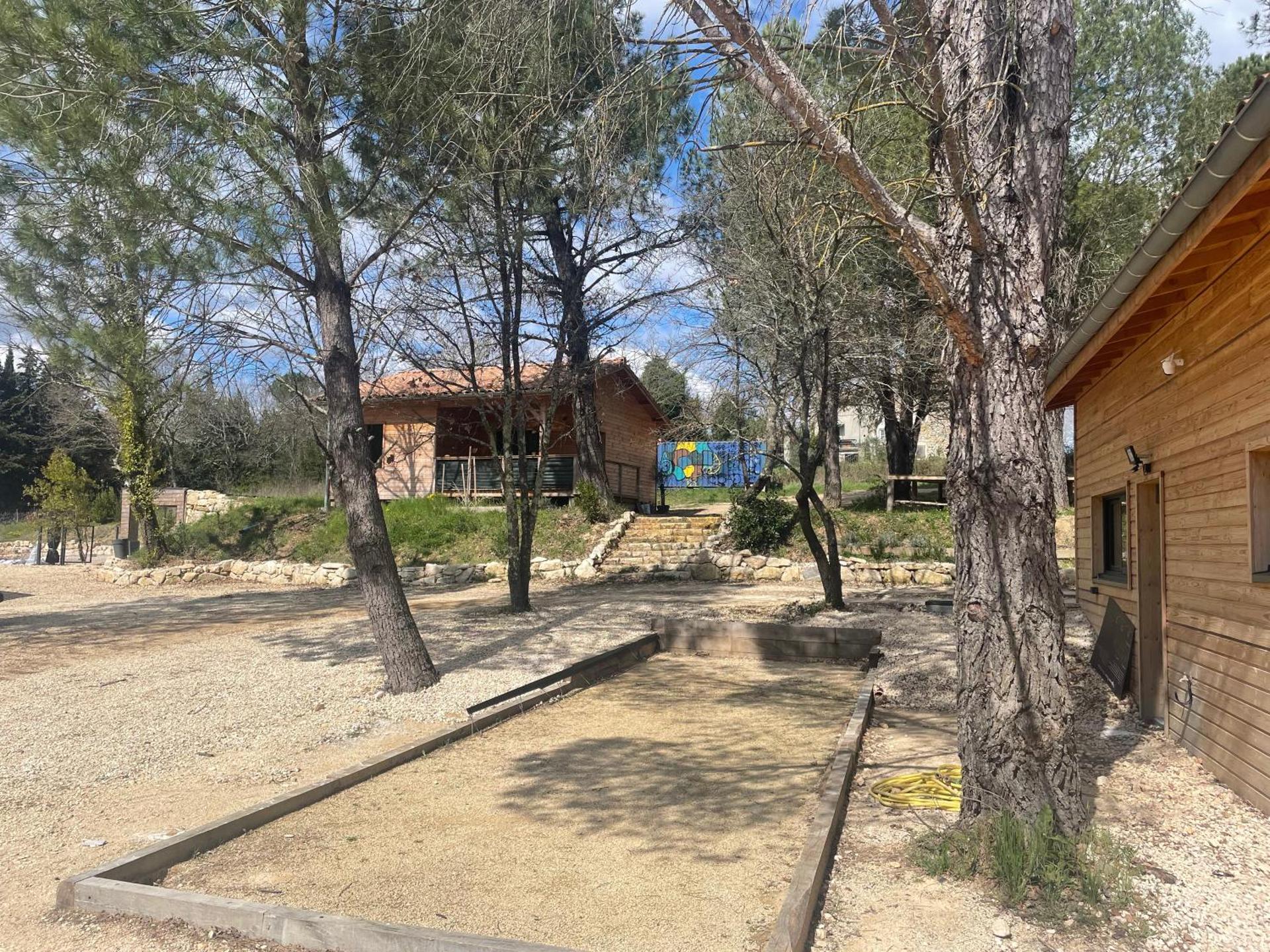 Chalet tous confort avec piscine lagon