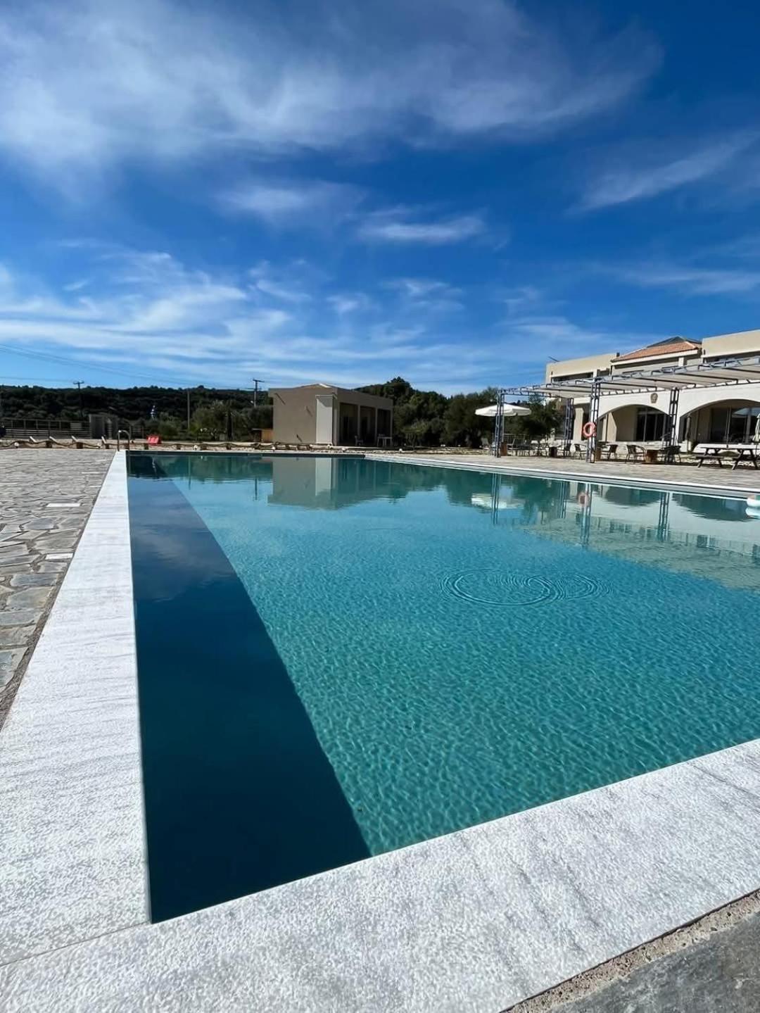 Vians Olympia Resort