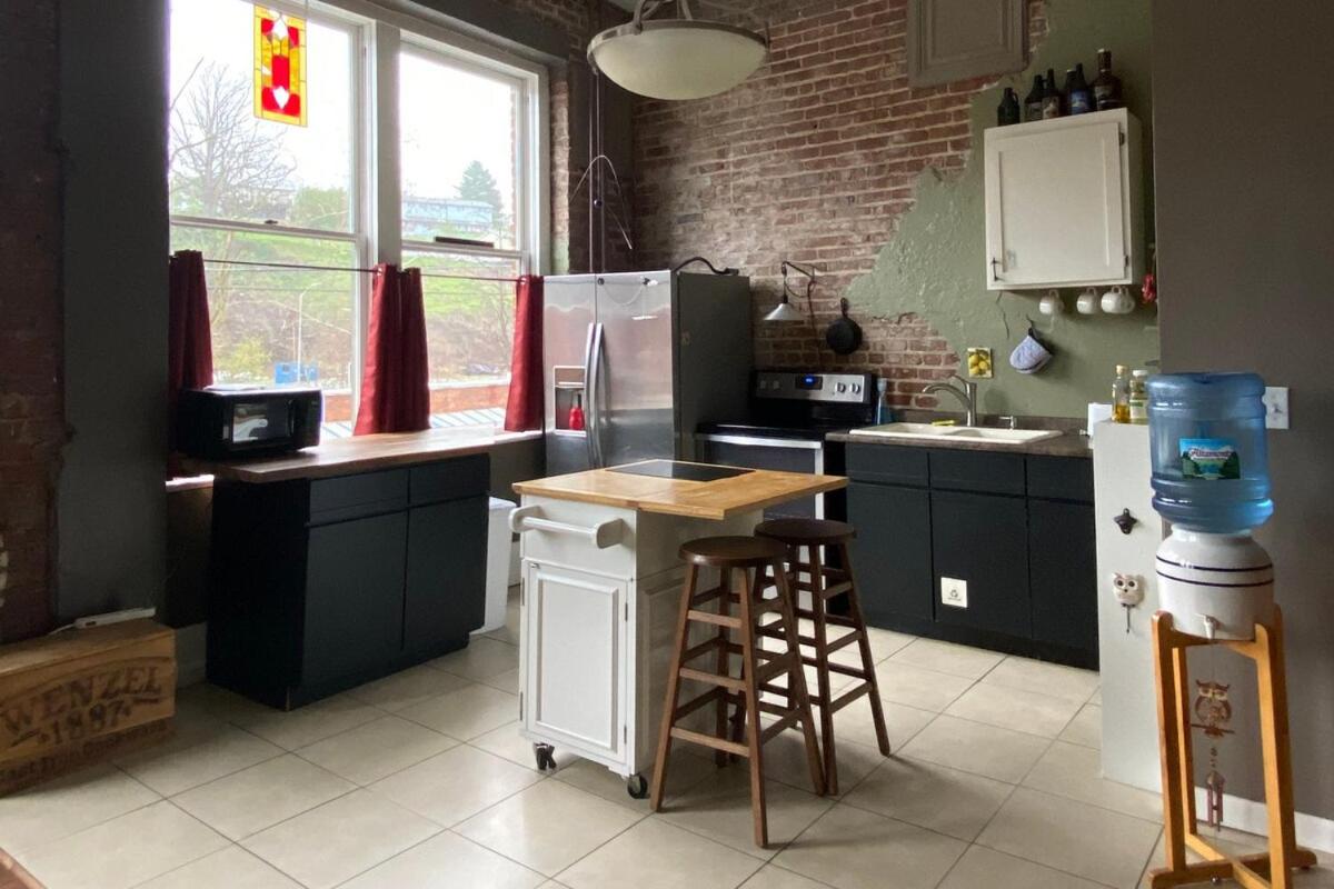 Loft Apartment Historic Downtown Main Street Sylva