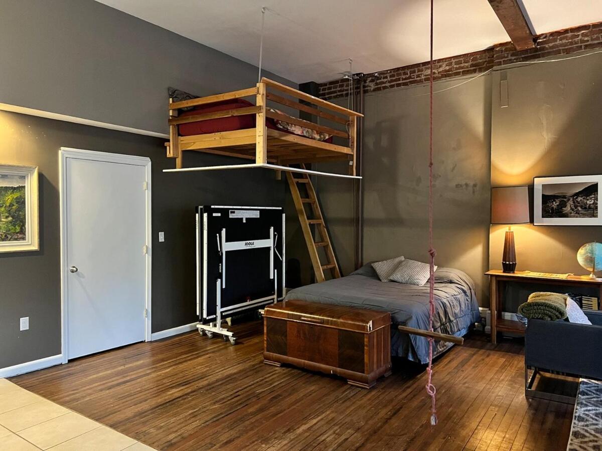 Loft Apartment Historic Downtown Main Street Sylva