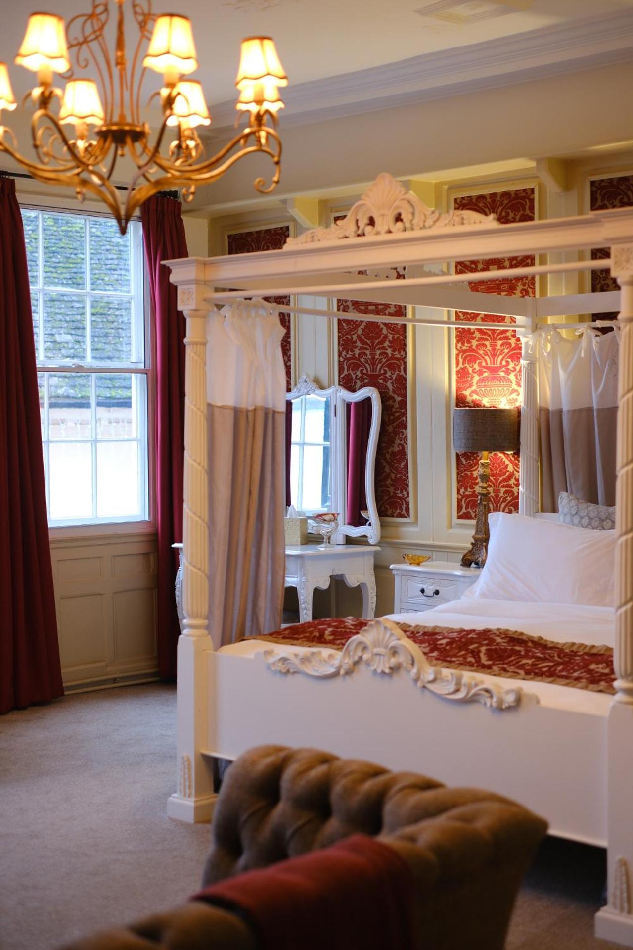 The Old Crown Coaching Inn