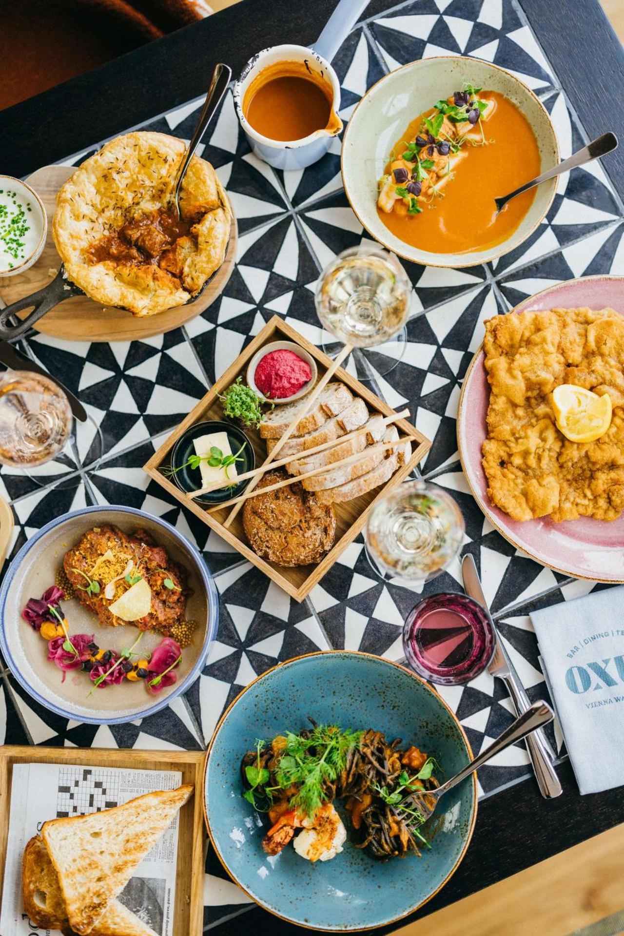 Restaurant/places to eat