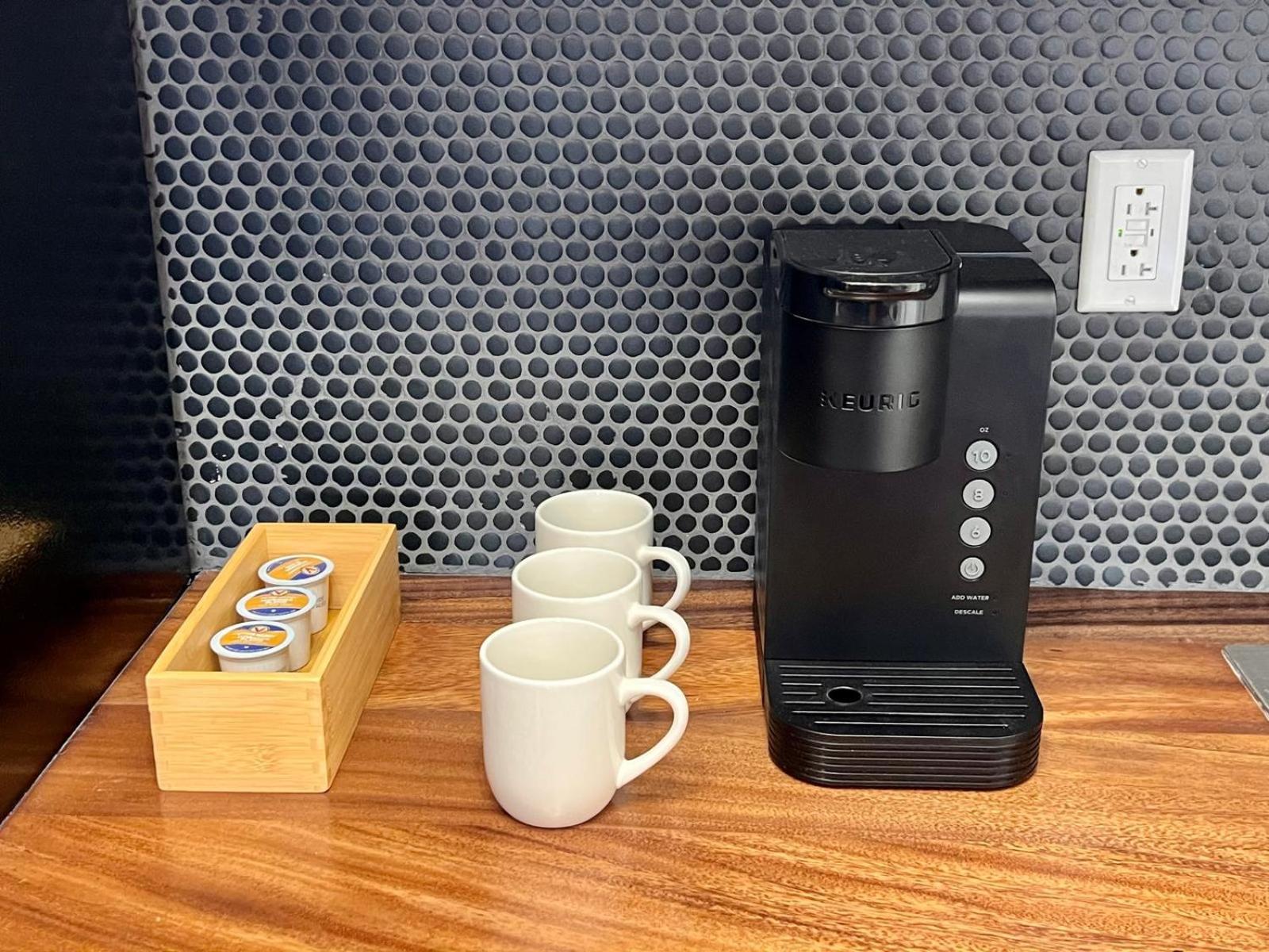 Coffee/tea facilities