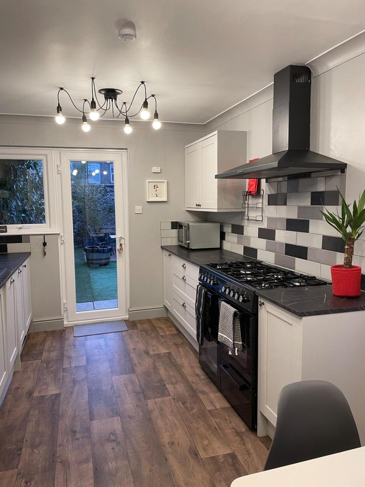 Beautiful 3 bedroom house close to Lowestofts south beach