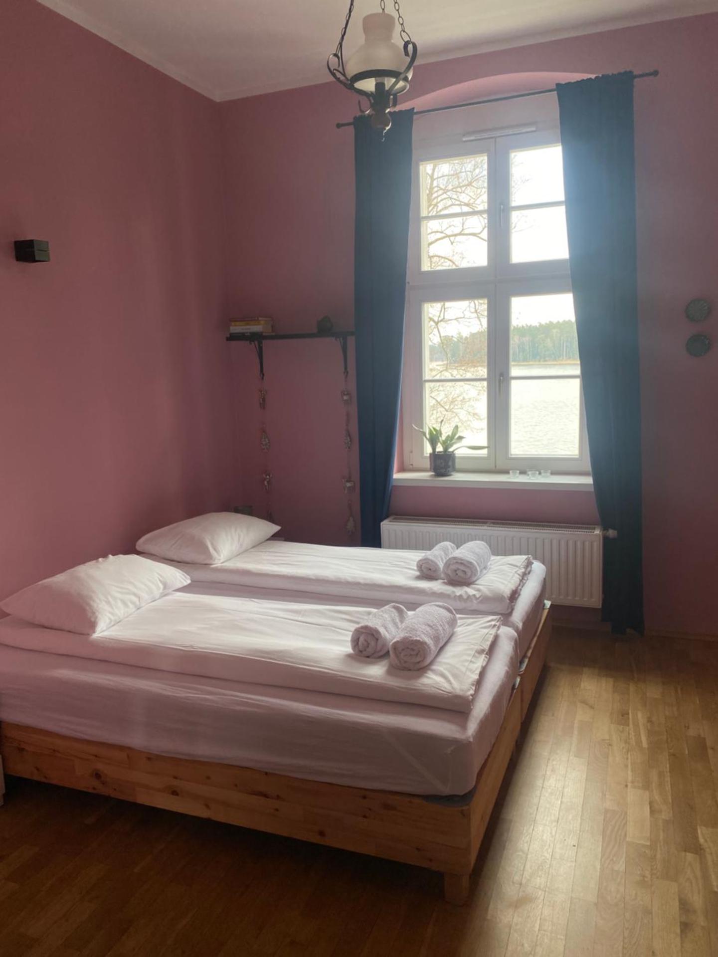 Double or Twin Room with Lake View