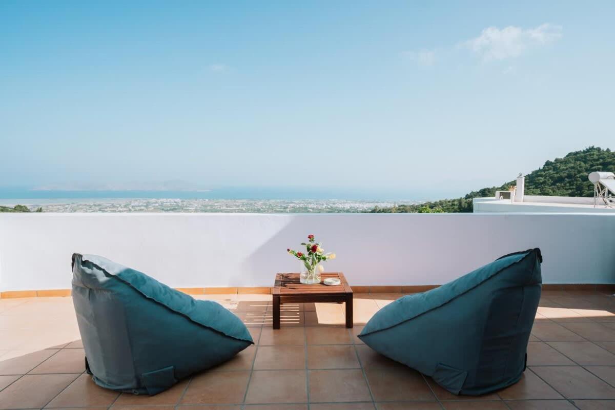 Infinity II - Modern Family Retreat in Kos