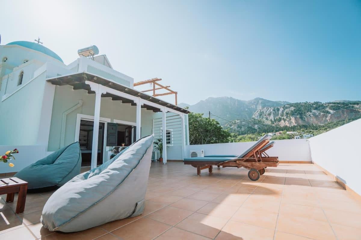 Infinity II - Modern Family Retreat in Kos