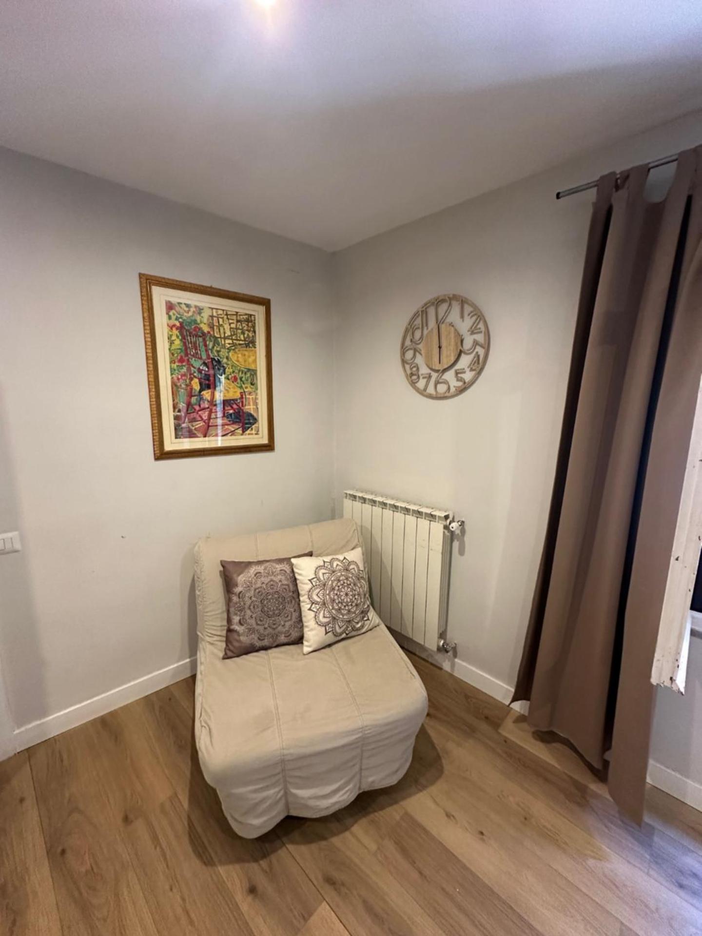 Garden Flat by Vatican Walls