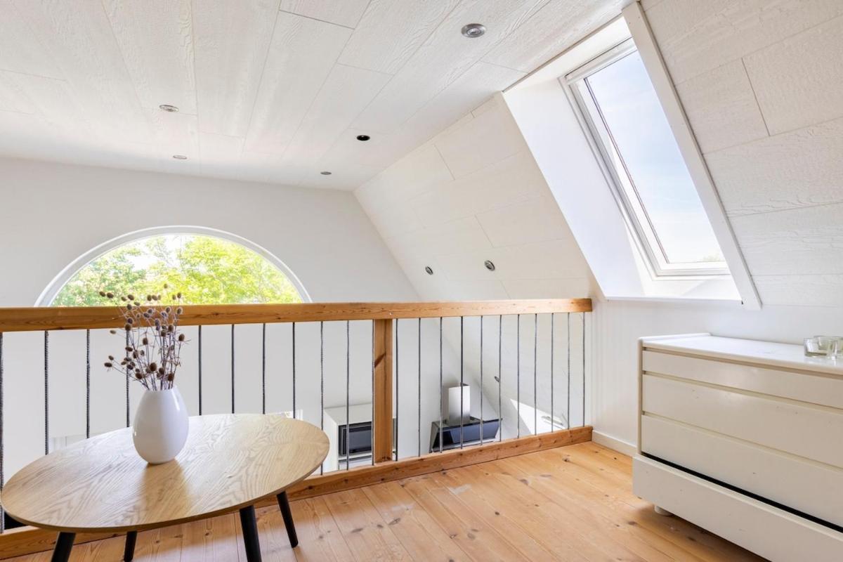 10 min walk from city center