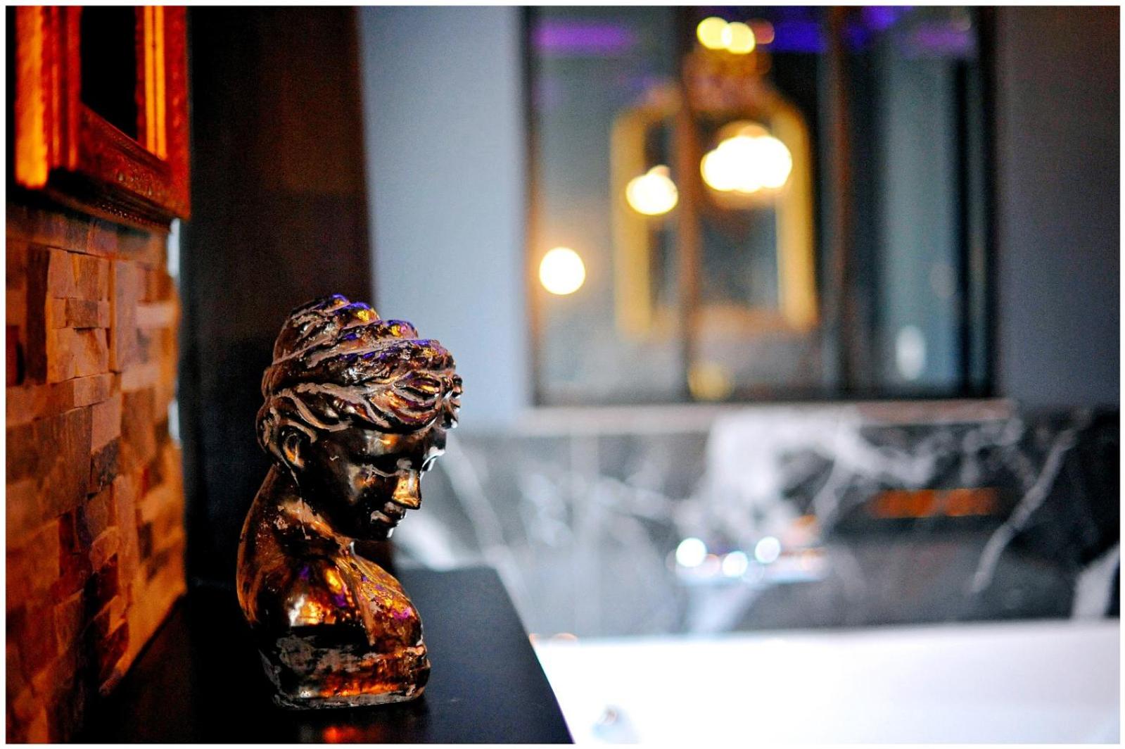 La majestueuse, SPA XXL, Day use, Suite de luxe, 5 min centre