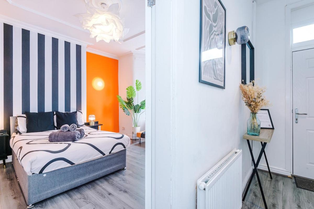 17 Anfield House sleeps 12 7min walk to stadium