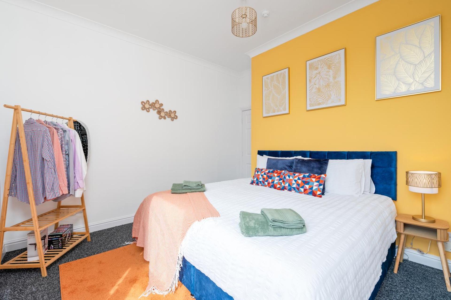 Luxury Apartment by the Sea