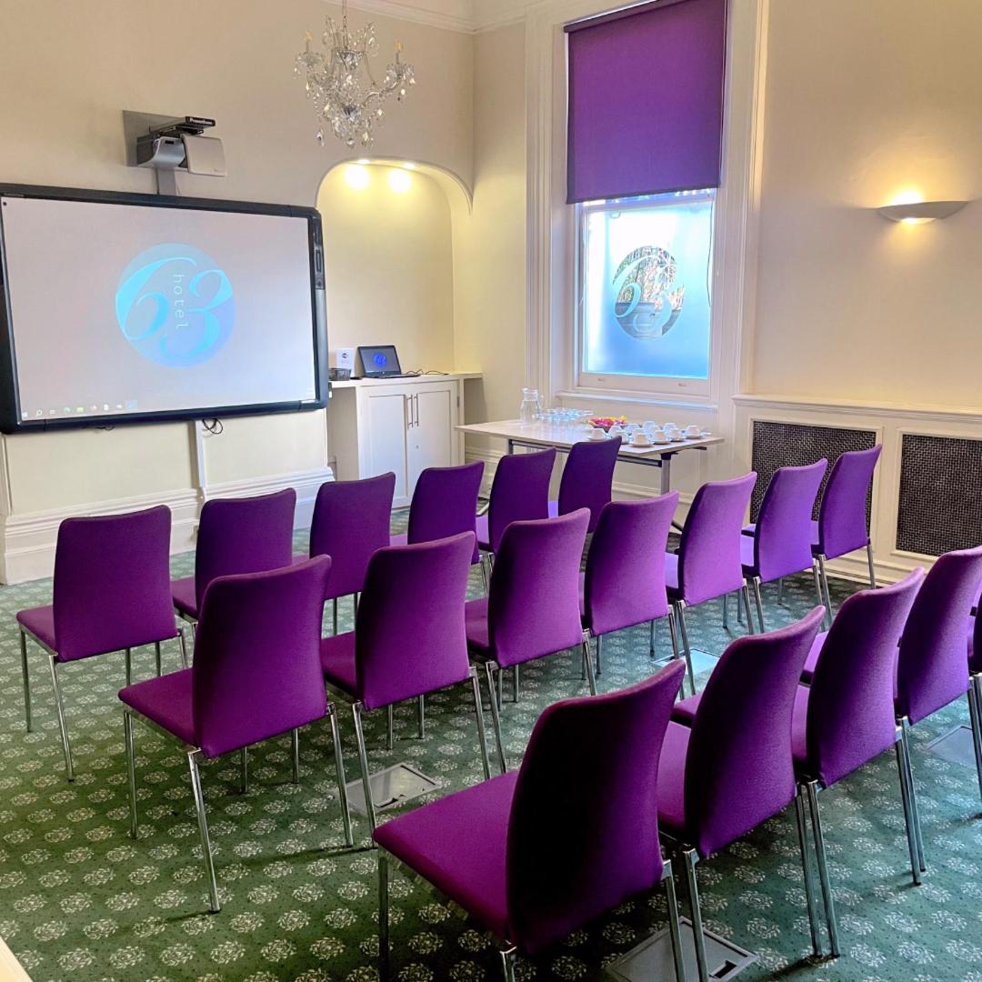 Meeting/conference room