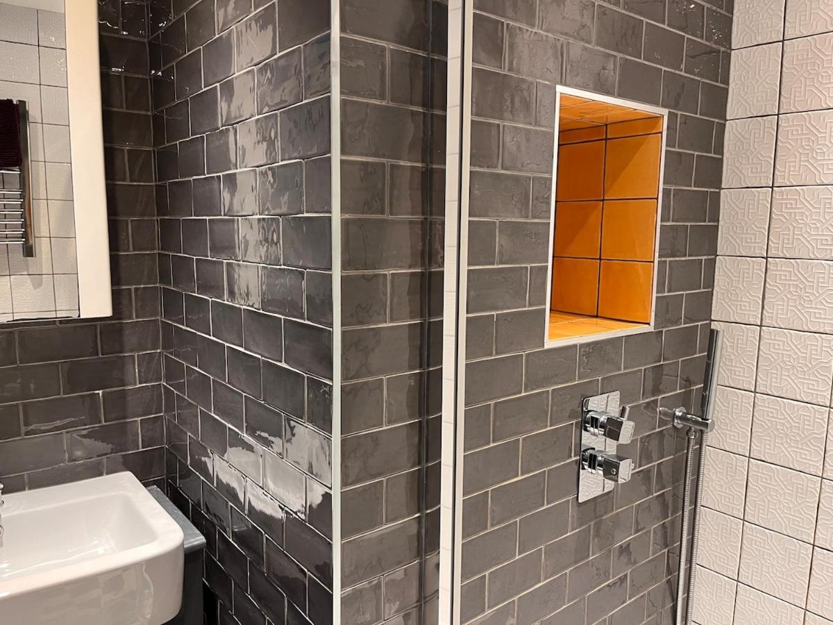 Edale - Loft with a view