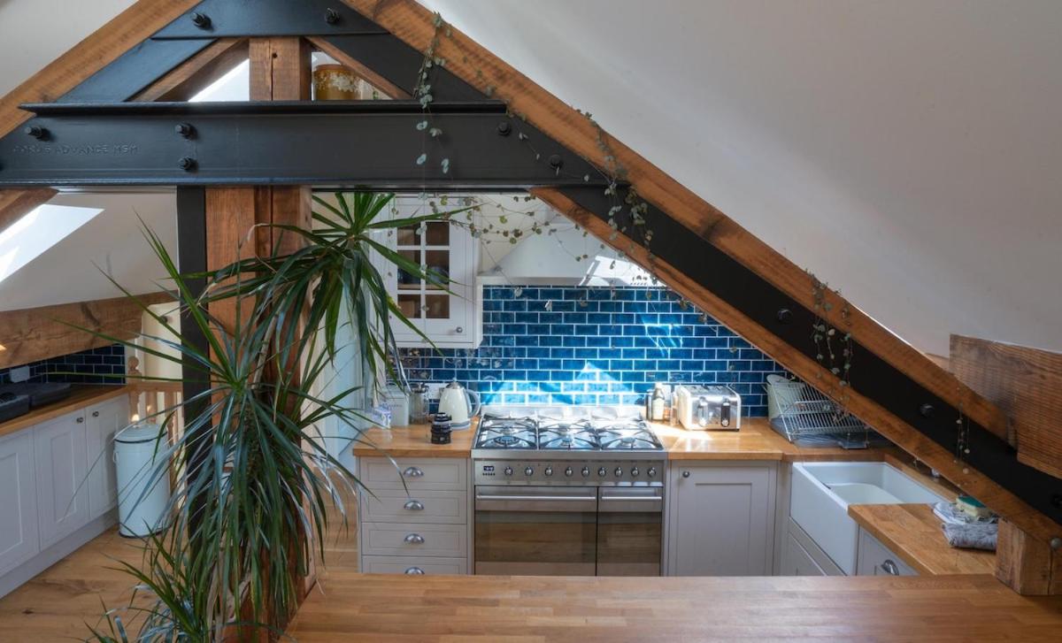 Edale - Loft with a view