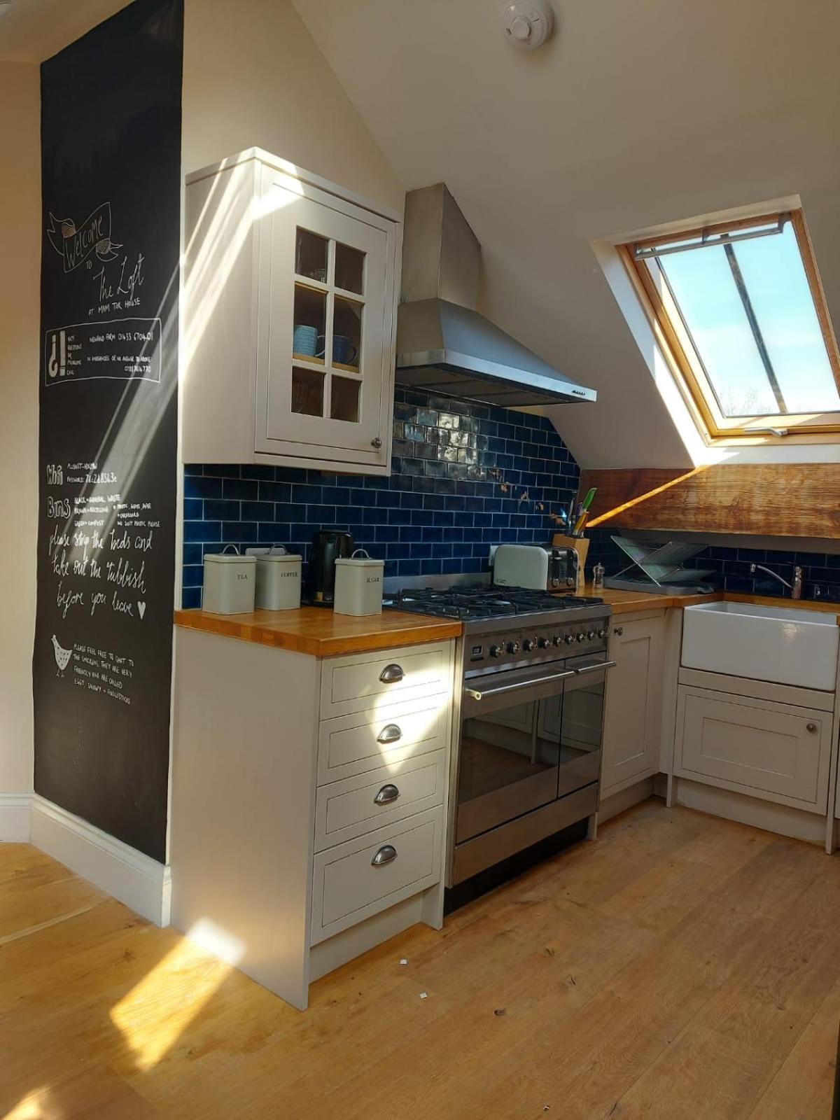 Edale - Loft with a view