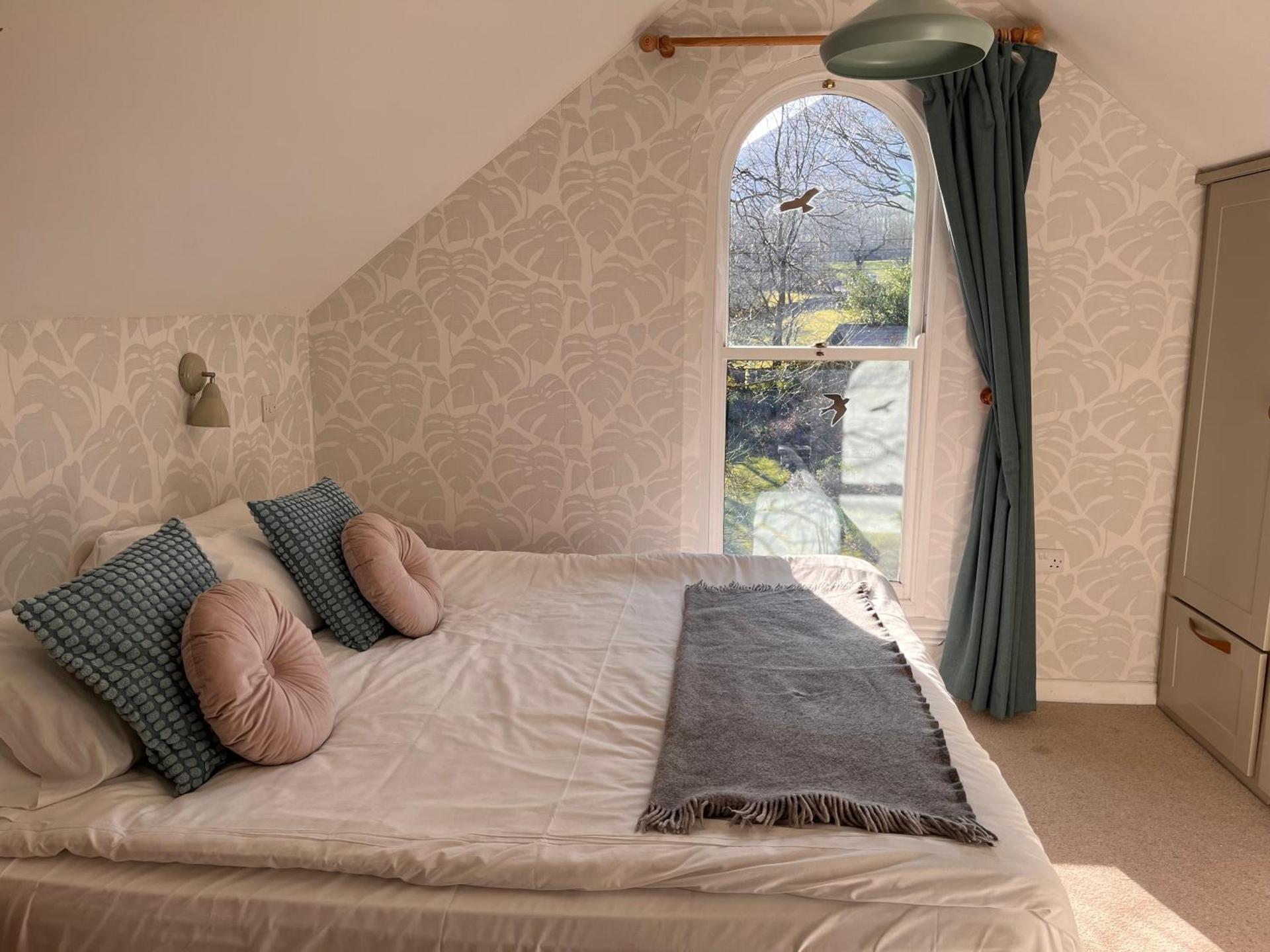 Edale - Loft with a view