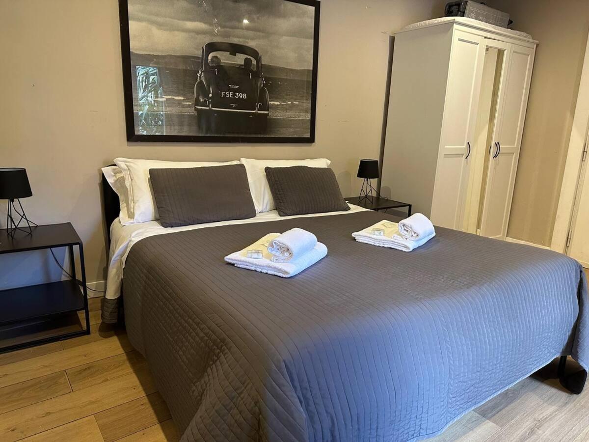 Garden Flat by Vatican Walls