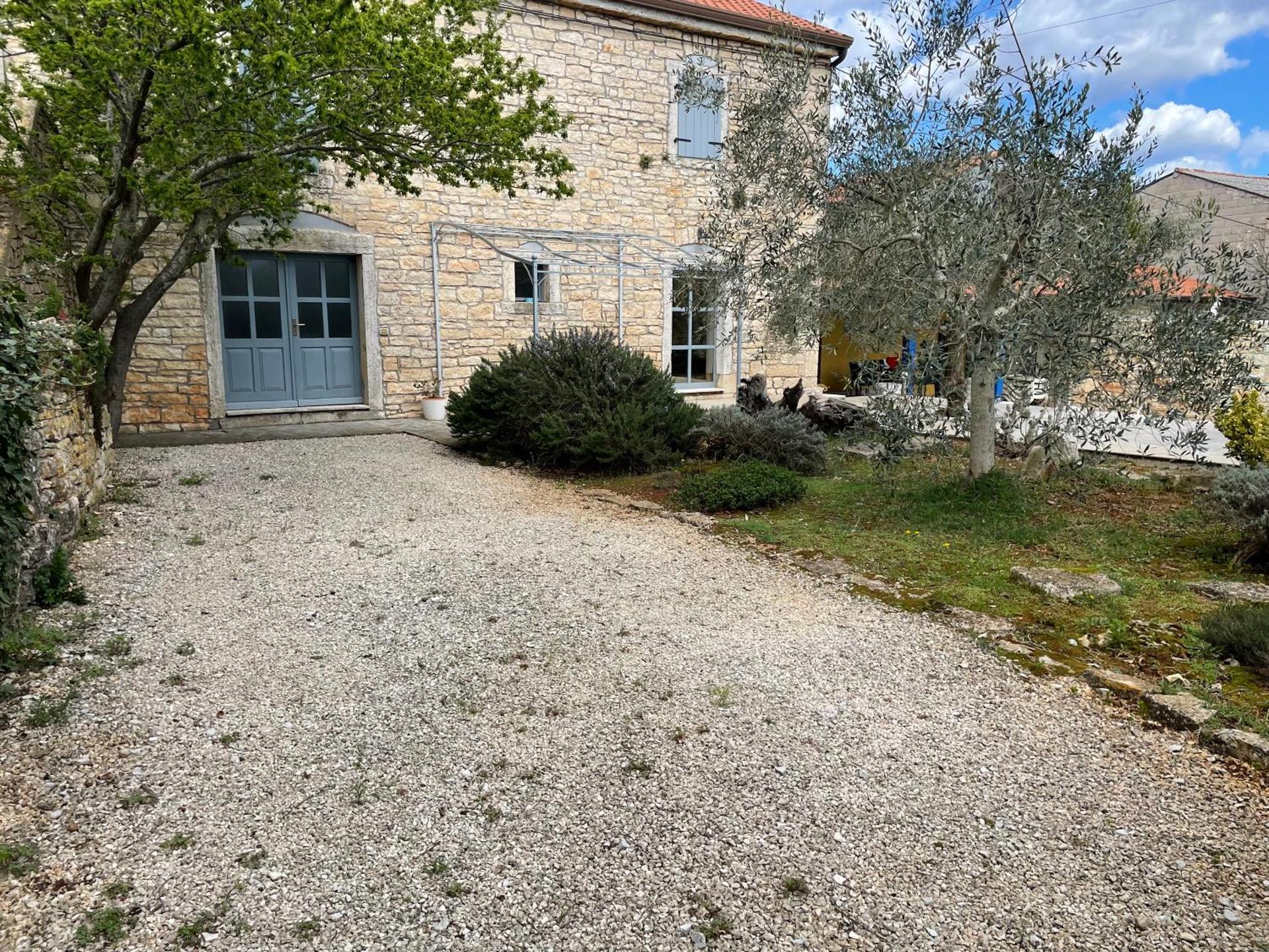 Holiday Home Ava1 with pool & Holiday Home Ava2 with whirlpool