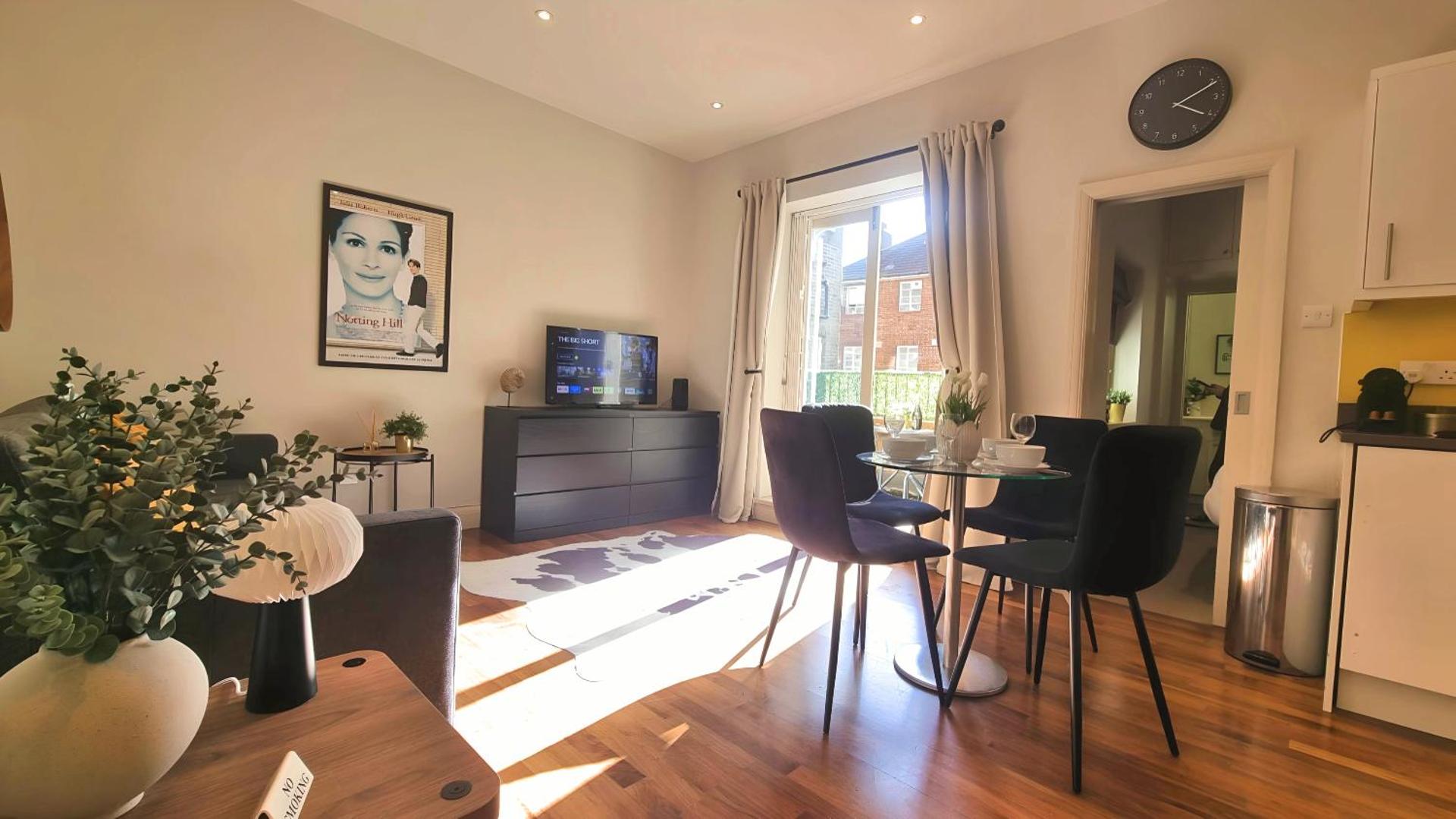 Notting Hill - The One One One -2-