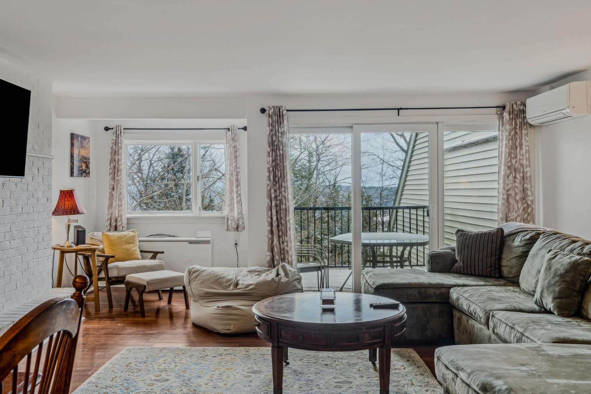 Steps to Ski Trail Fireplace - Kingswood 1B