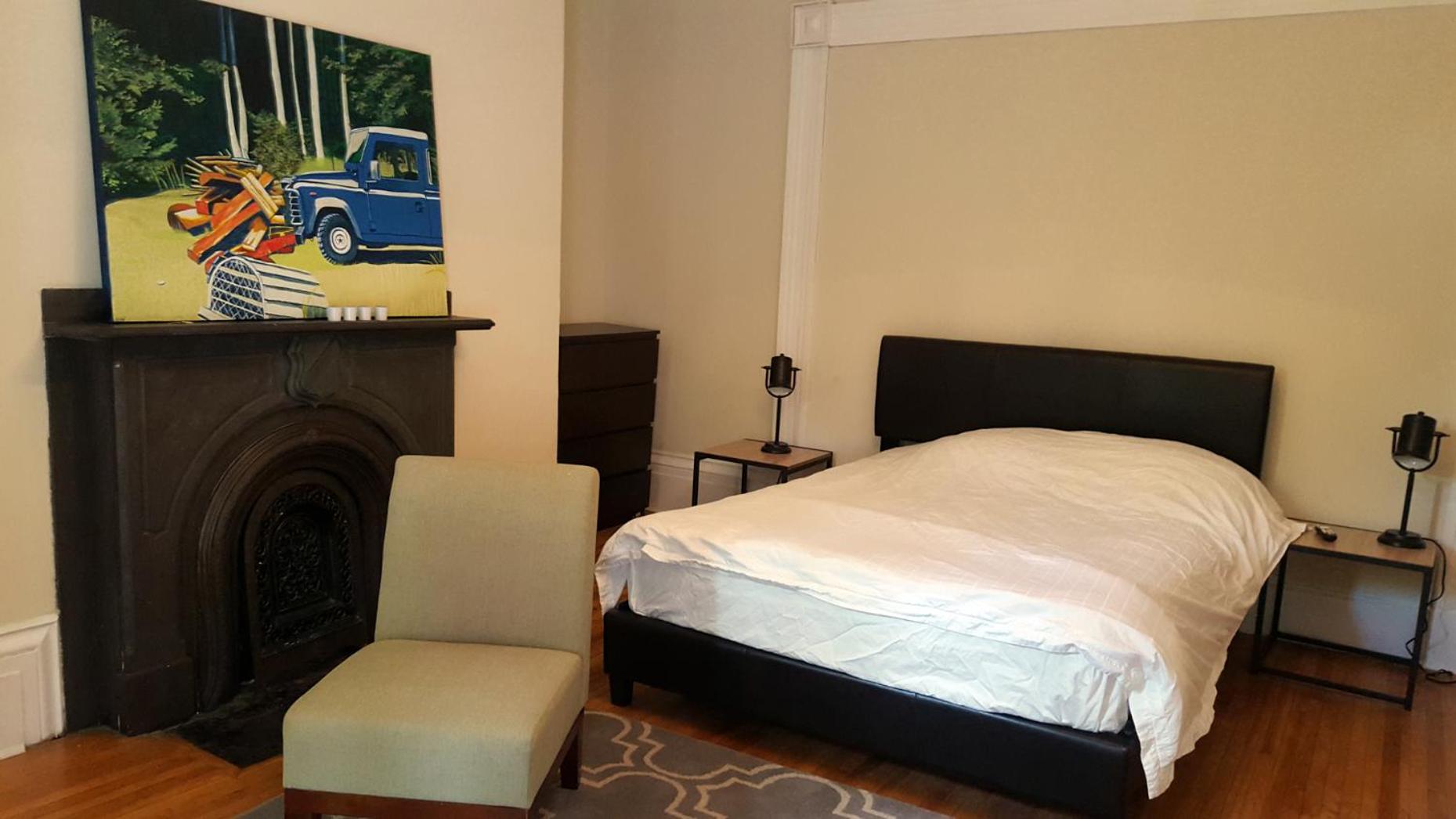 Photo of the whole room