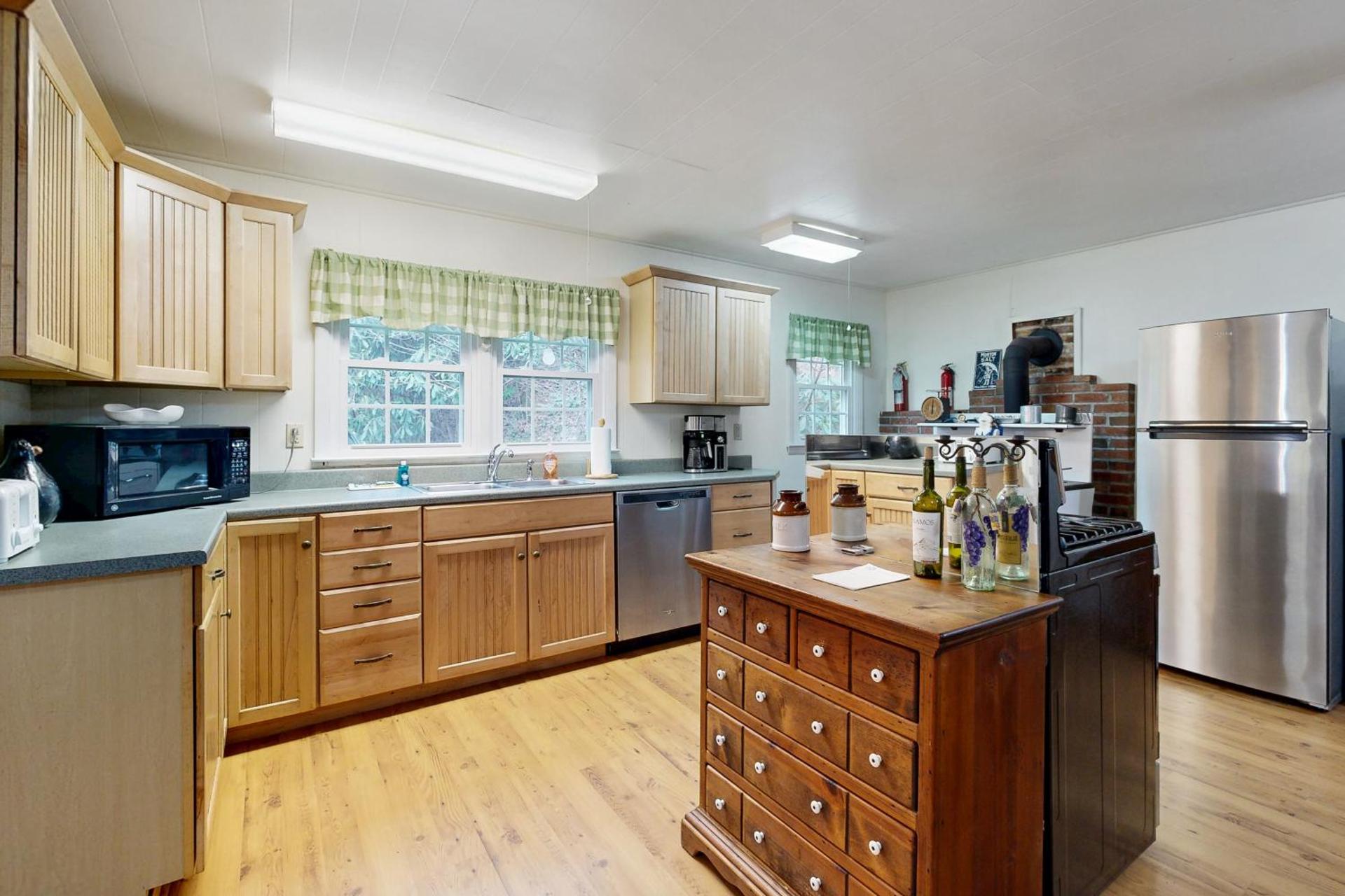 1 Bed 1 Bath Vacation home in Sylva