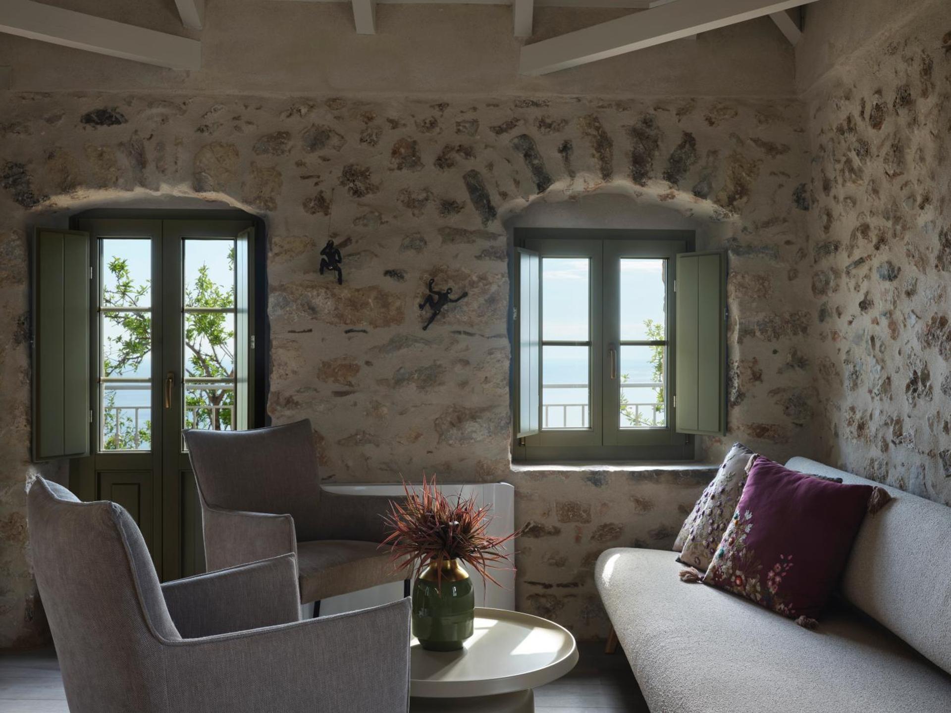 Rubeas Towers - Pyrgos Towers Complex