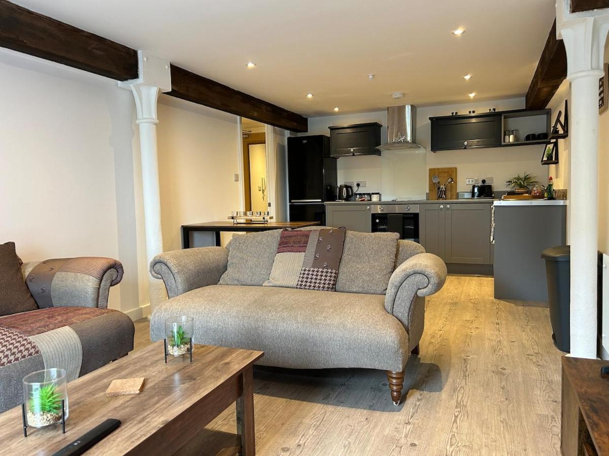 The Maltings - Contemporary 2 bedroom apartment with en-suite