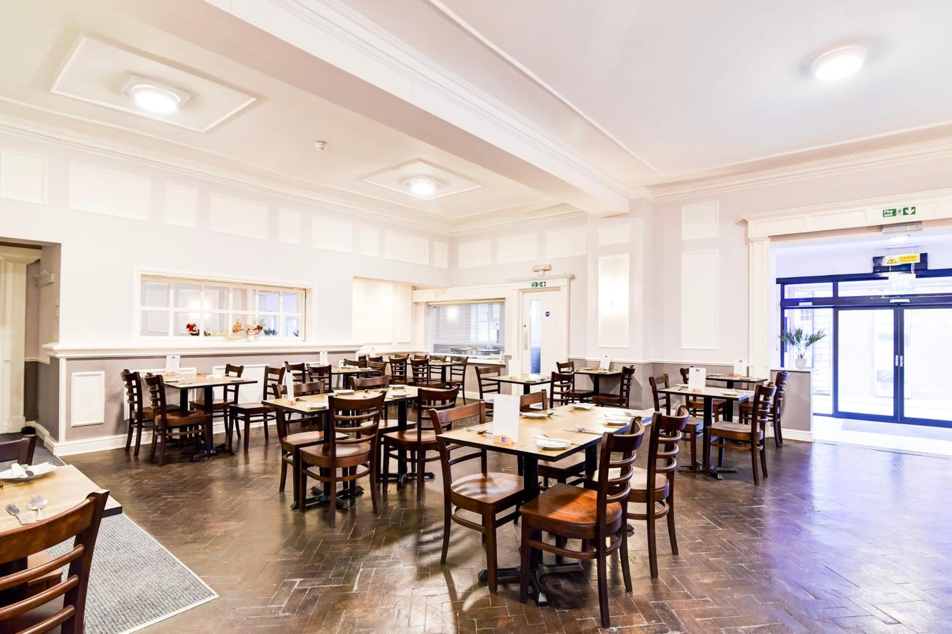 Restaurant/places to eat