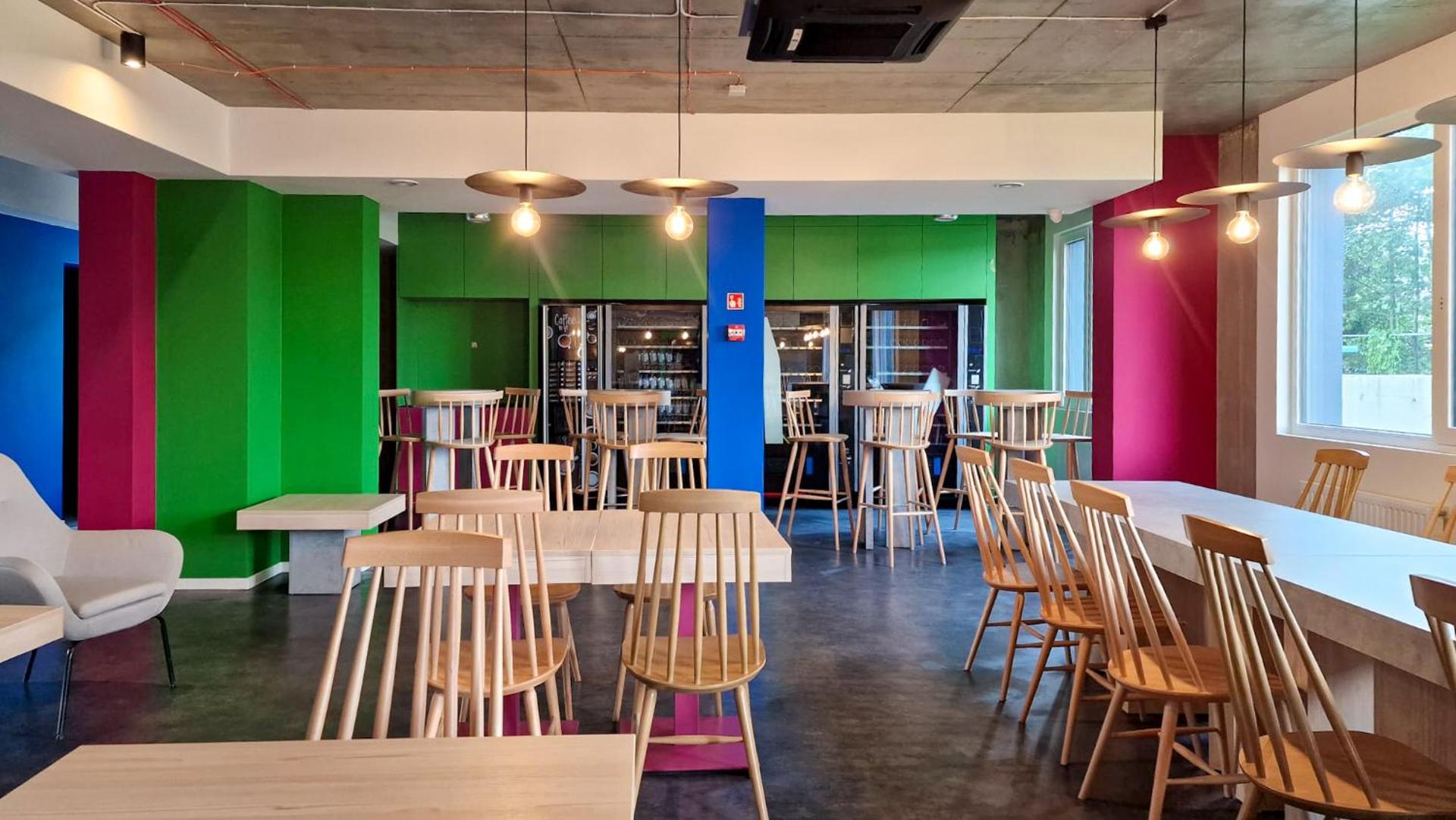 Communal lounge/ TV room