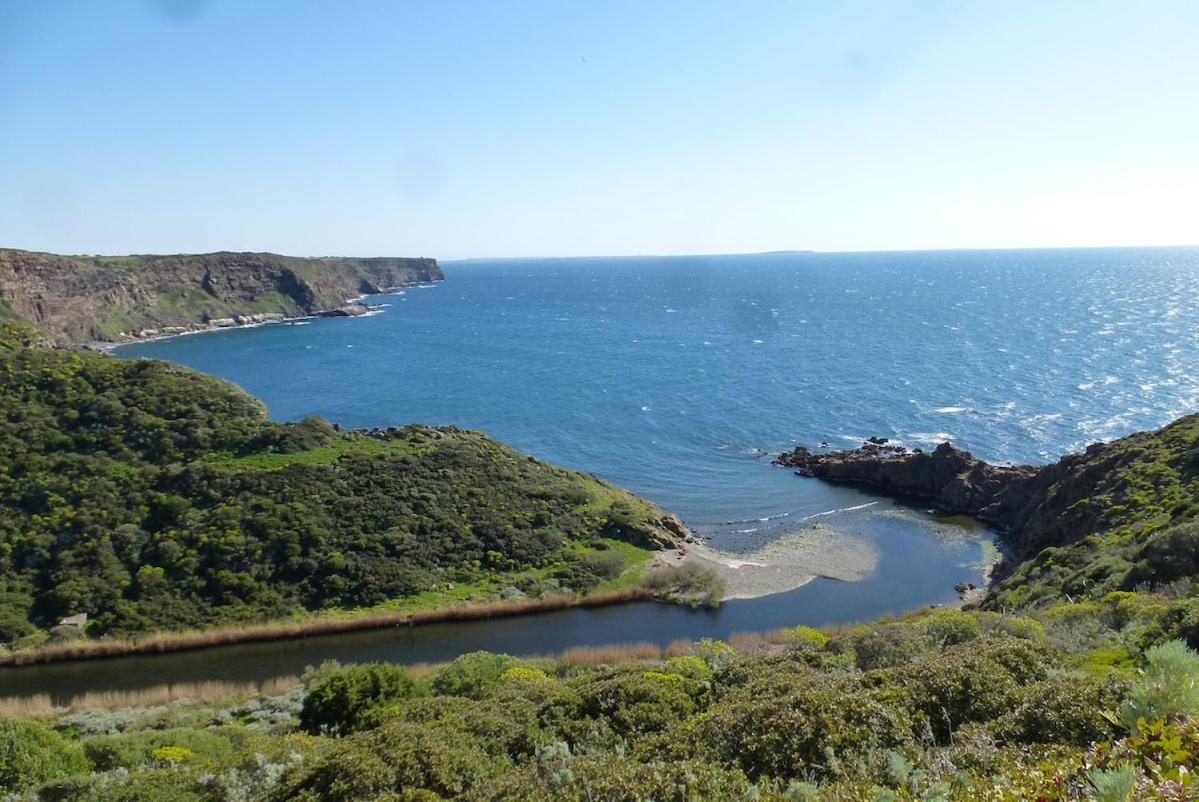 Abbratzu Guest House - Sardinian style and garden