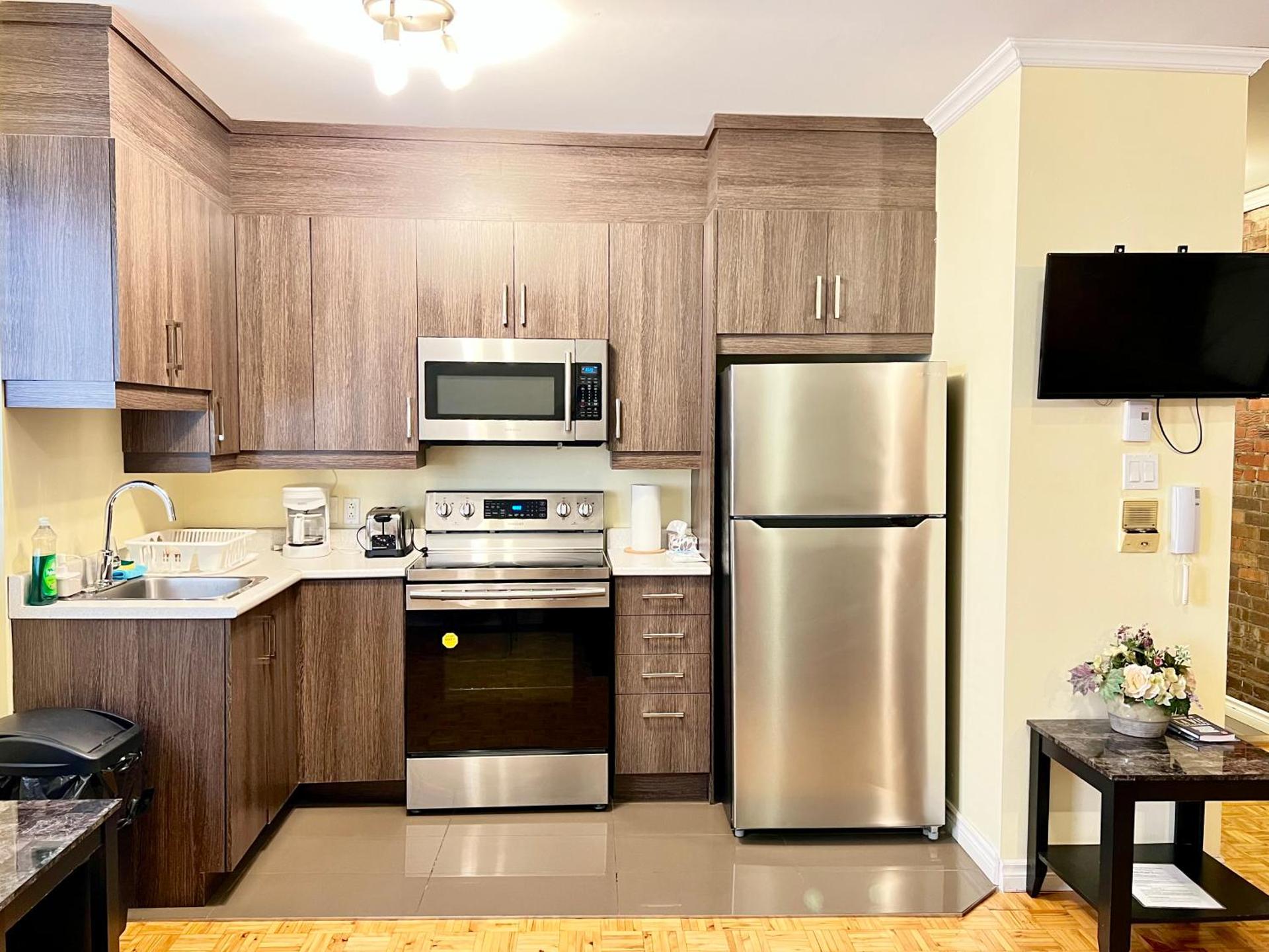 Kitchen or kitchenette