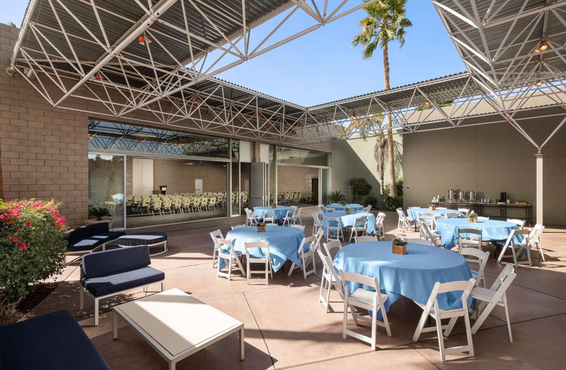 Meeting/conference room