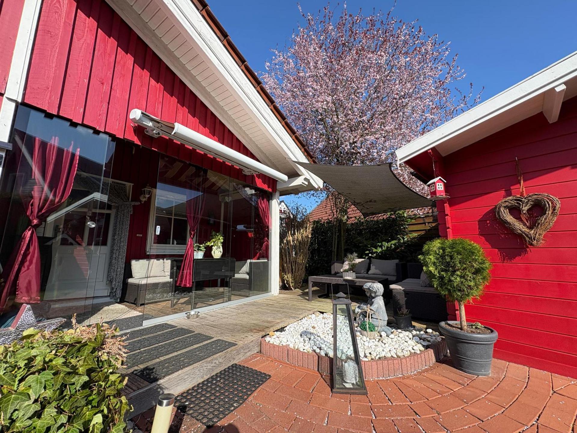Rotes Ferienhaus im charmanten Schwedenhausviertel
