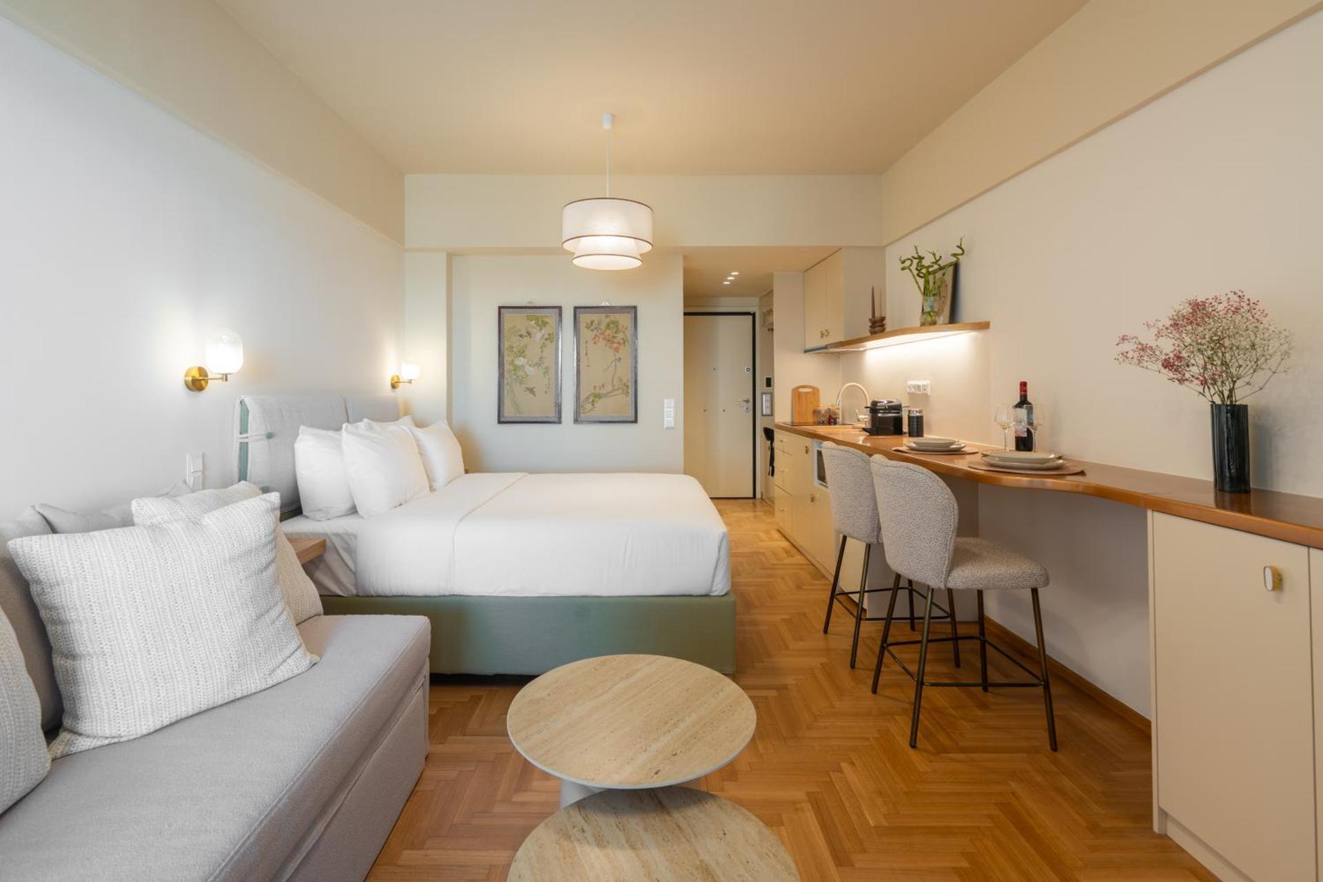 Aelia-Smart central beach flat