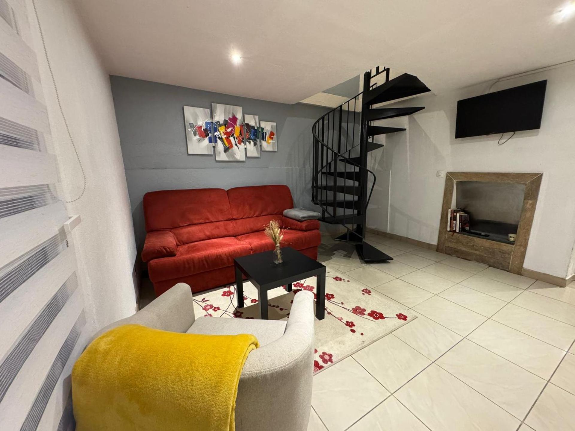 Tiny house 3 terrasse-parking Groupama Stadium LDLCArena