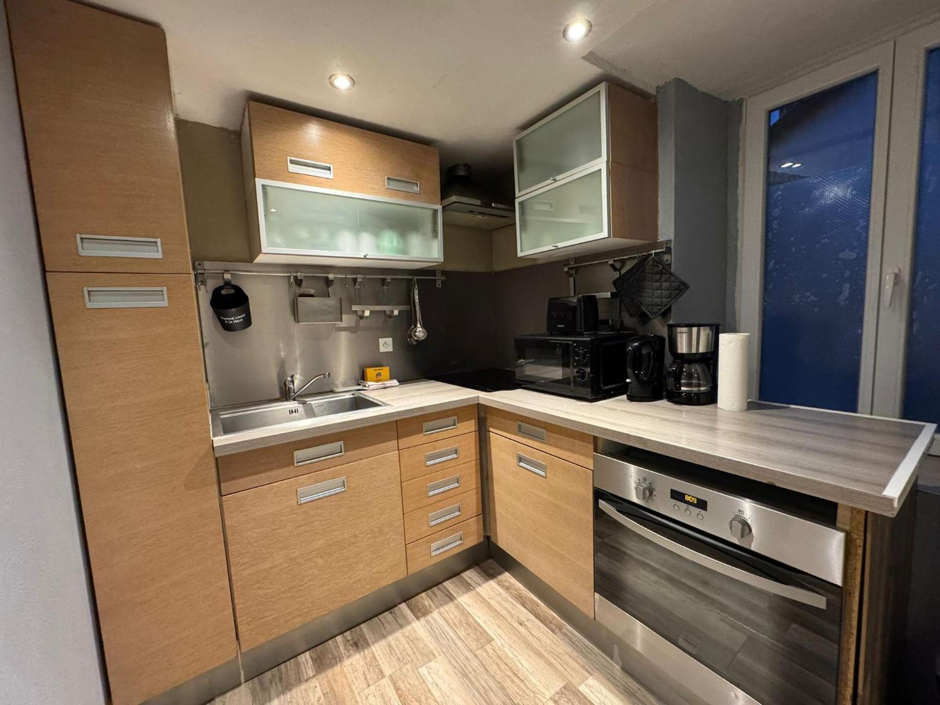 Tiny house 3 terrasse-parking Groupama Stadium LDLCArena