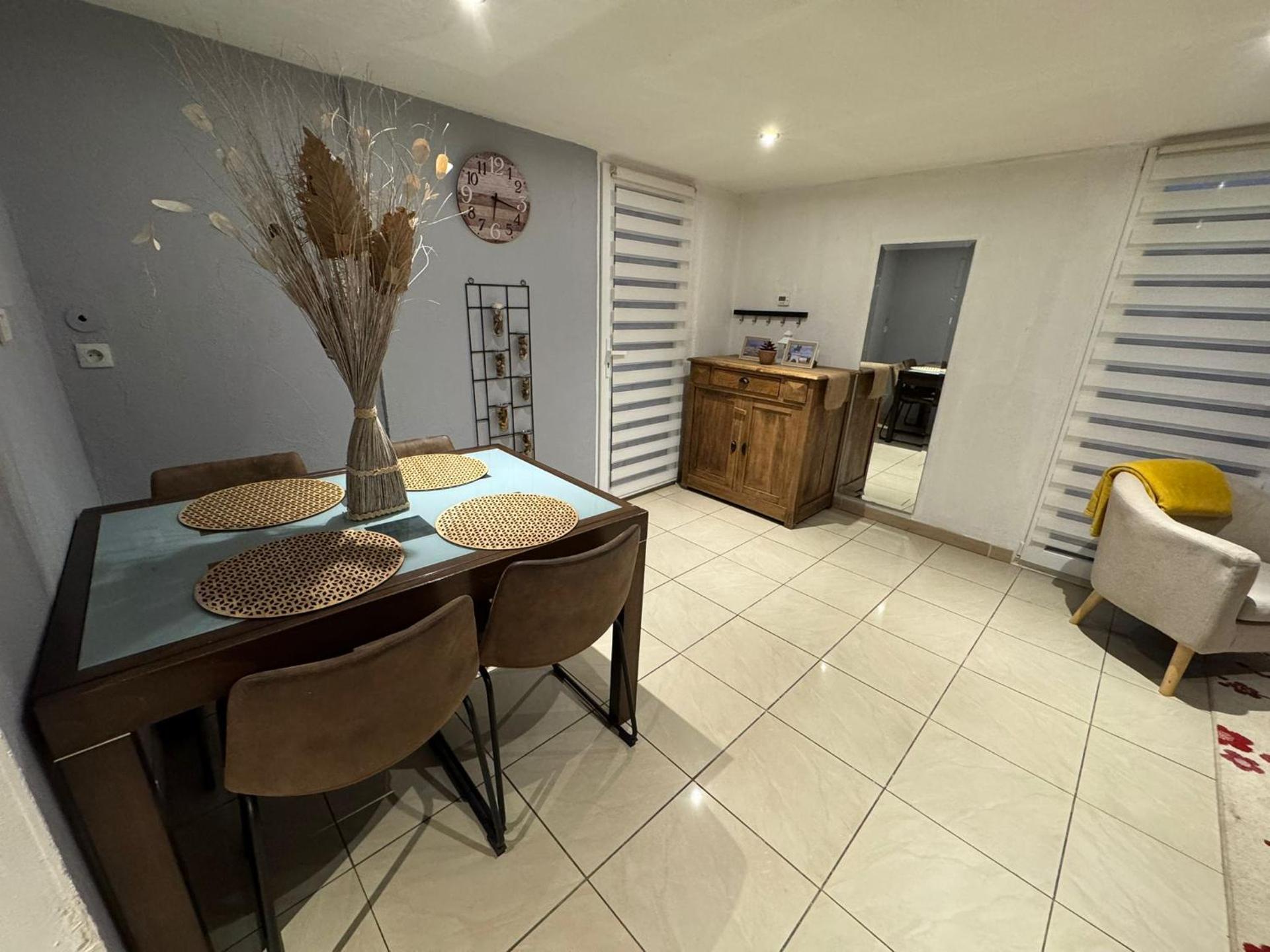 Tiny house 3 terrasse-parking Groupama Stadium LDLCArena