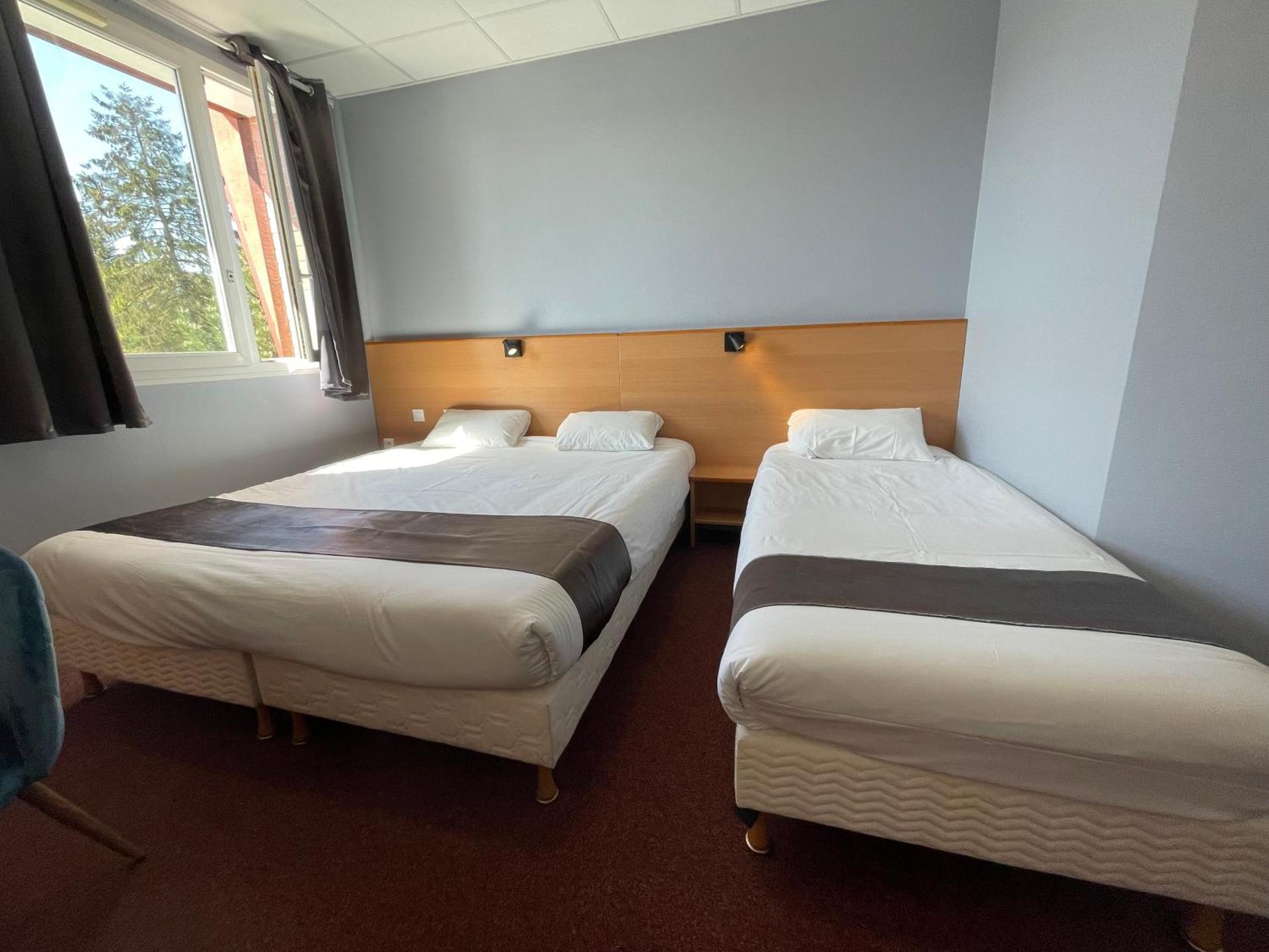 Triple Room with 1 Double bed and One Single Bed