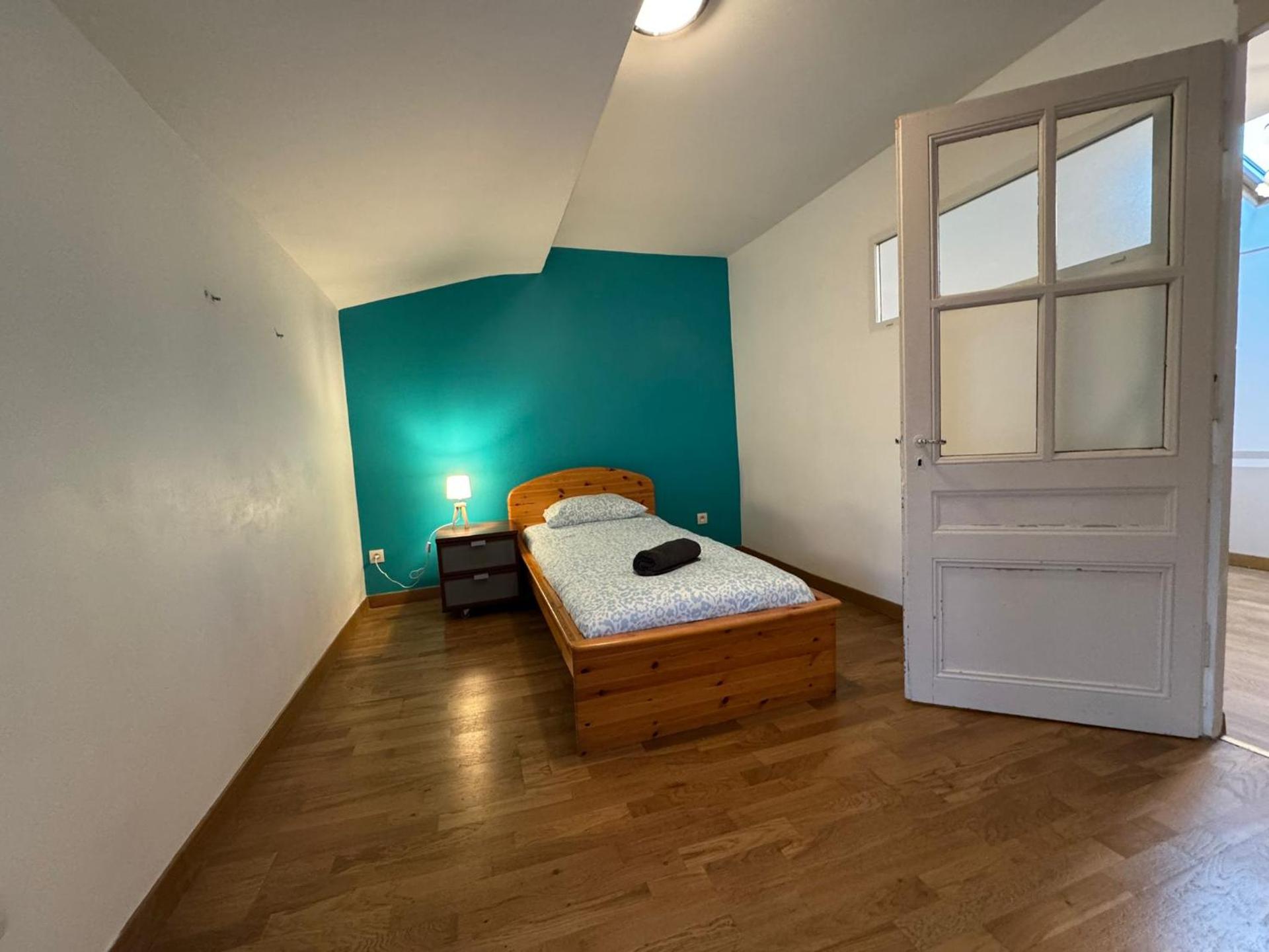 Spacious renovated villa Groupama Stadium LDLC