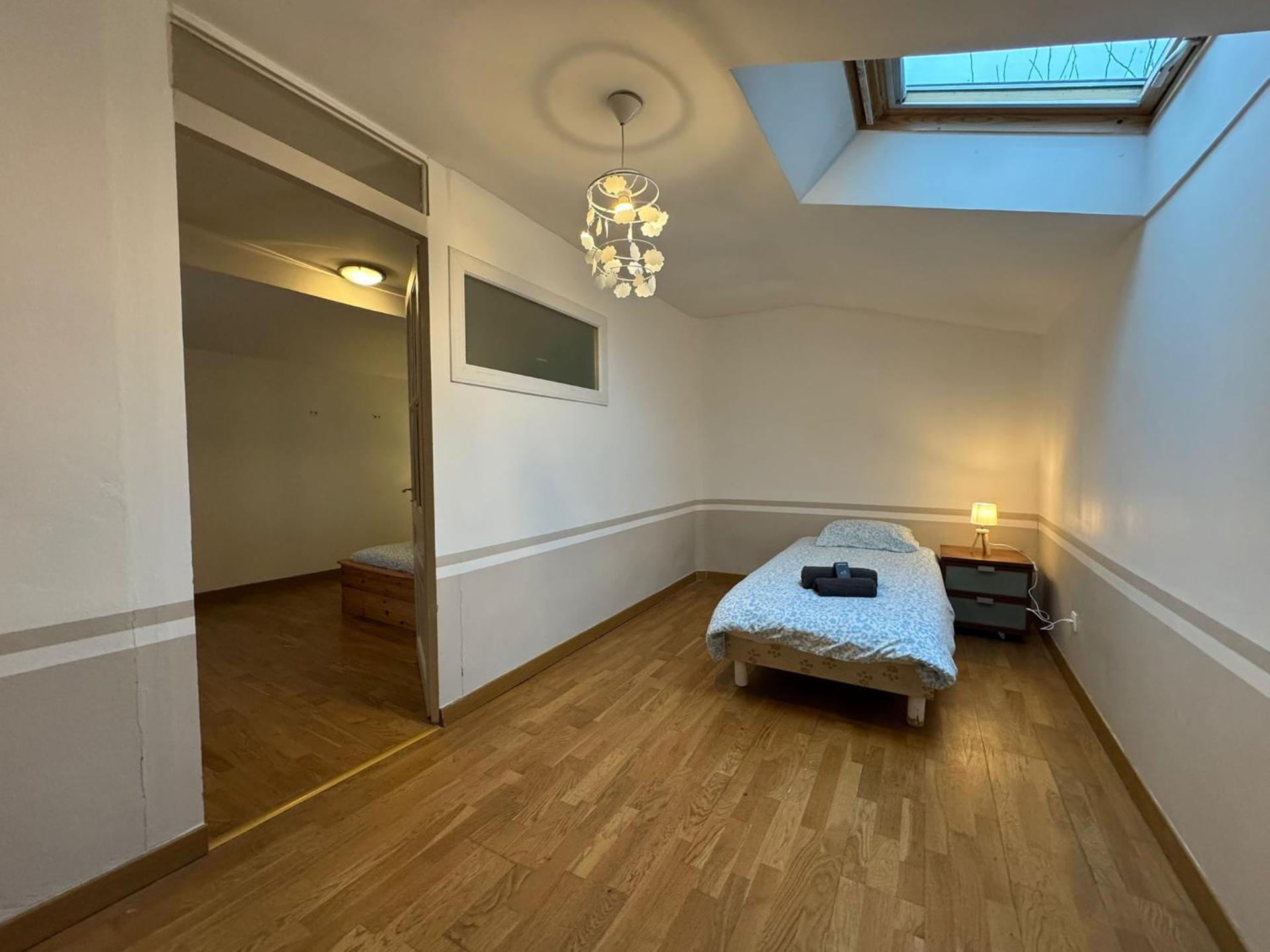 Spacious renovated villa Groupama Stadium LDLC